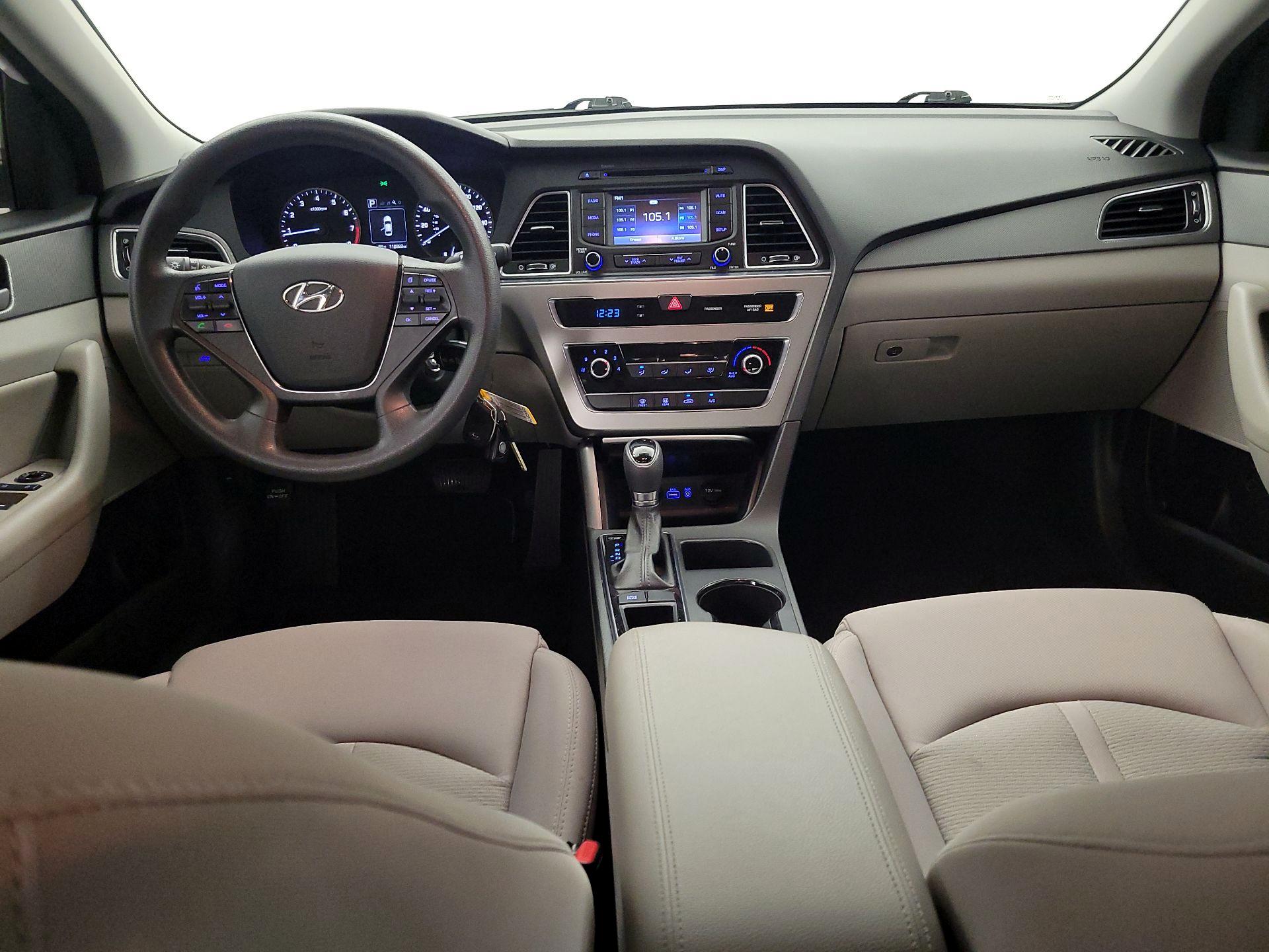 Thumbnail: 2015 Hyundai Sonata - 9