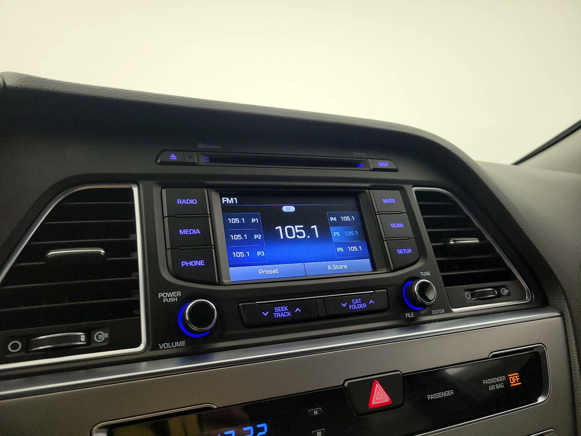 Thumbnail: 2015 Hyundai Sonata - 15