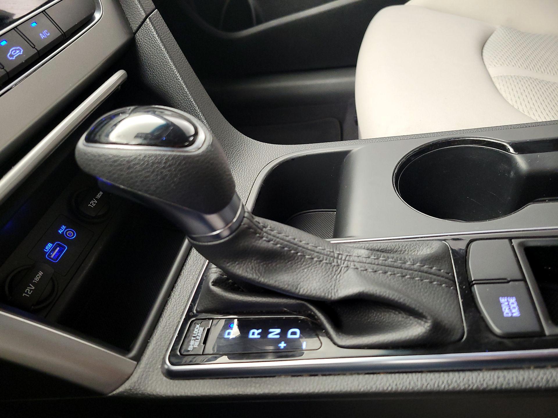 Thumbnail: 2015 Hyundai Sonata - 17