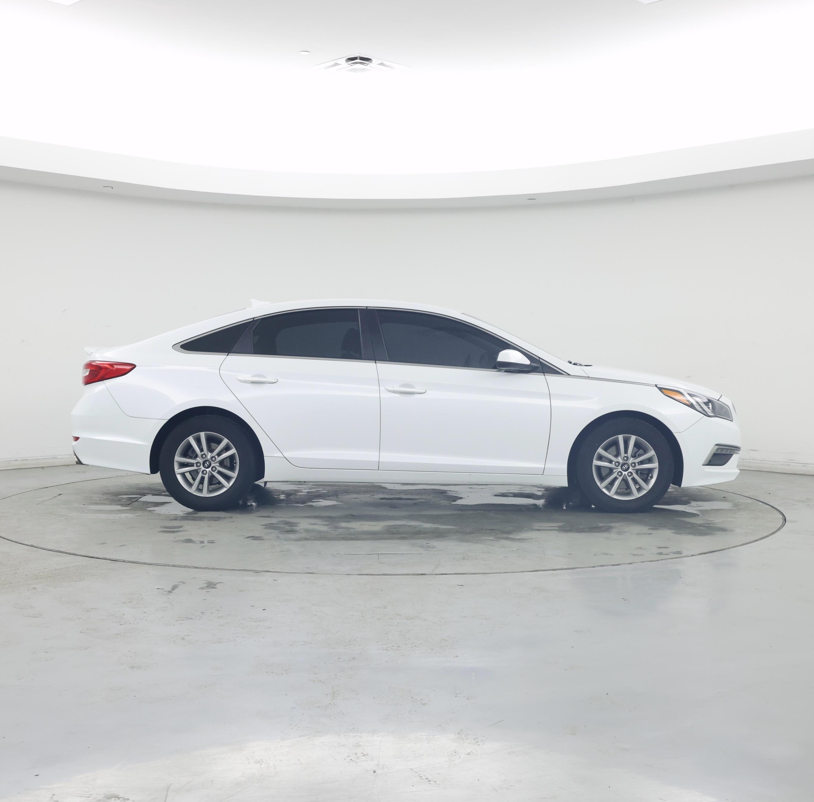 Thumbnail: 2015 Hyundai Sonata - 7