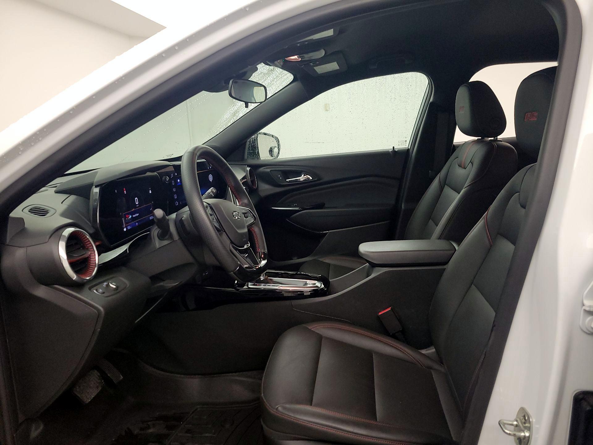 Thumbnail: 2025 Chevrolet Trax - 11