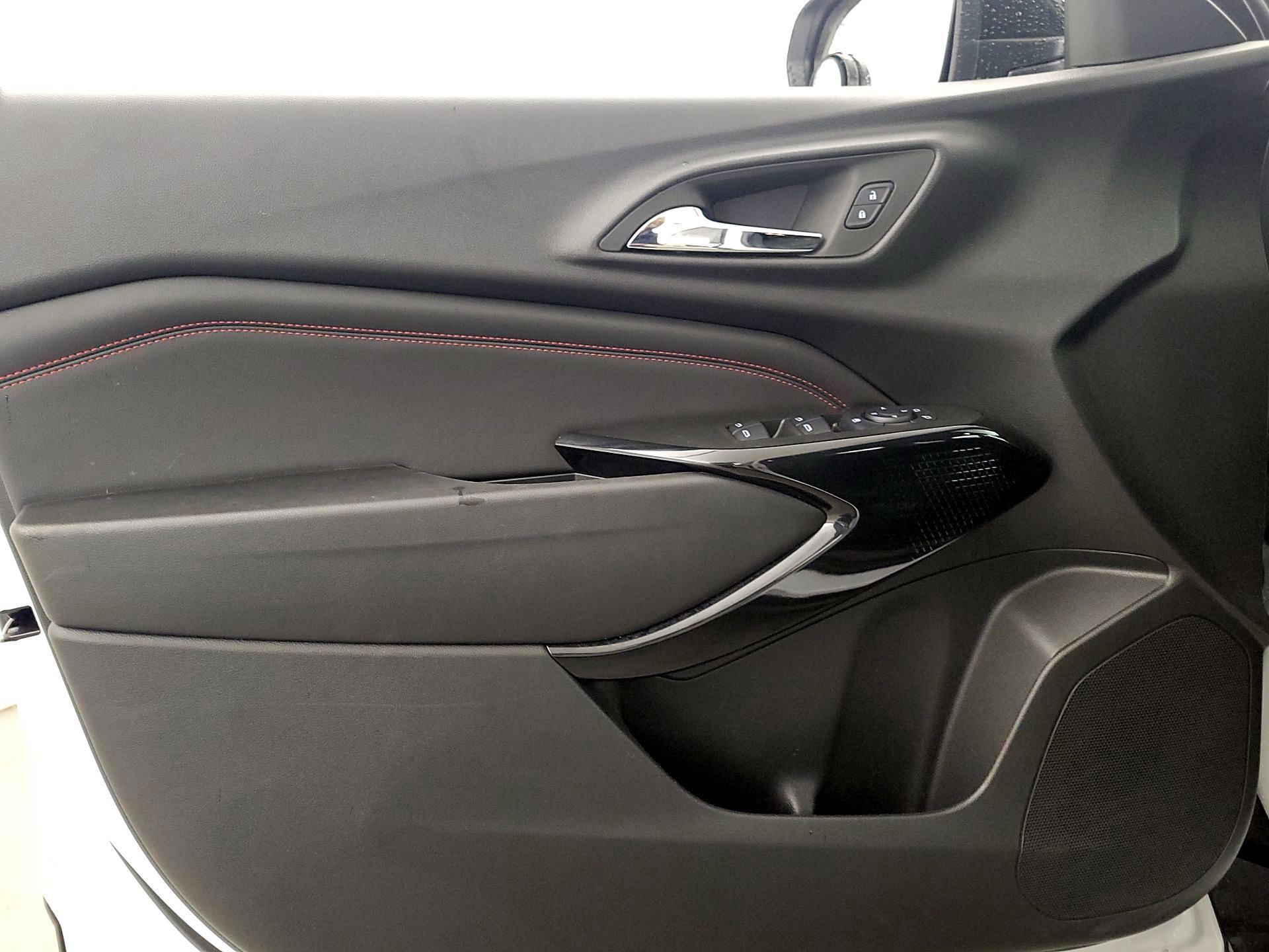 Thumbnail: 2025 Chevrolet Trax - 12