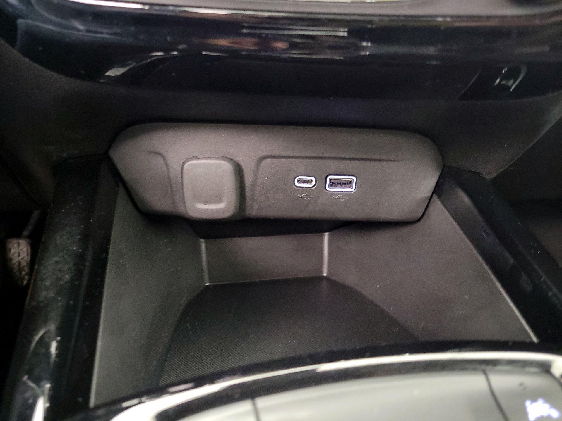 Thumbnail: 2025 Chevrolet Trax - 18