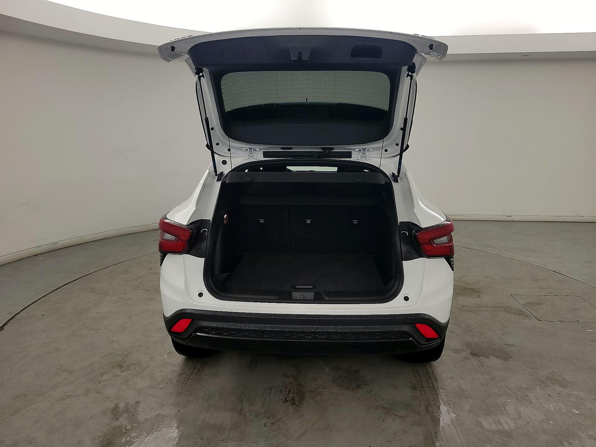 Thumbnail: 2025 Chevrolet Trax - 20