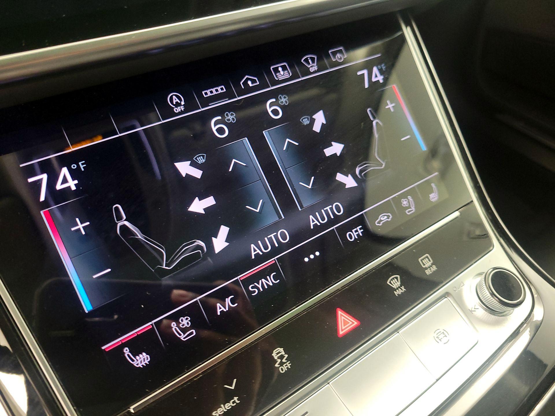 Thumbnail: 2021 Audi S8 - 17