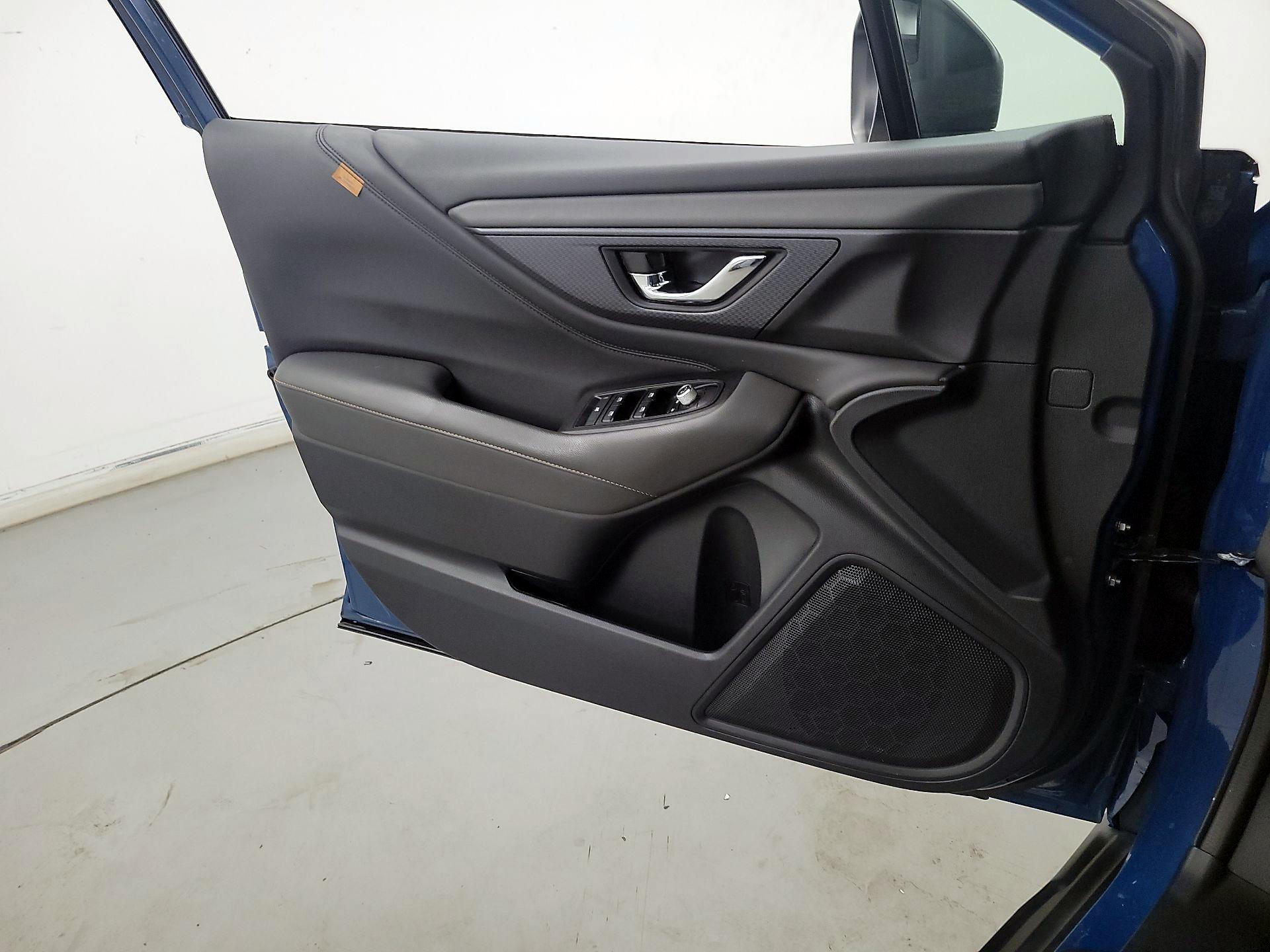 Thumbnail: 2022 Subaru Outback - 12