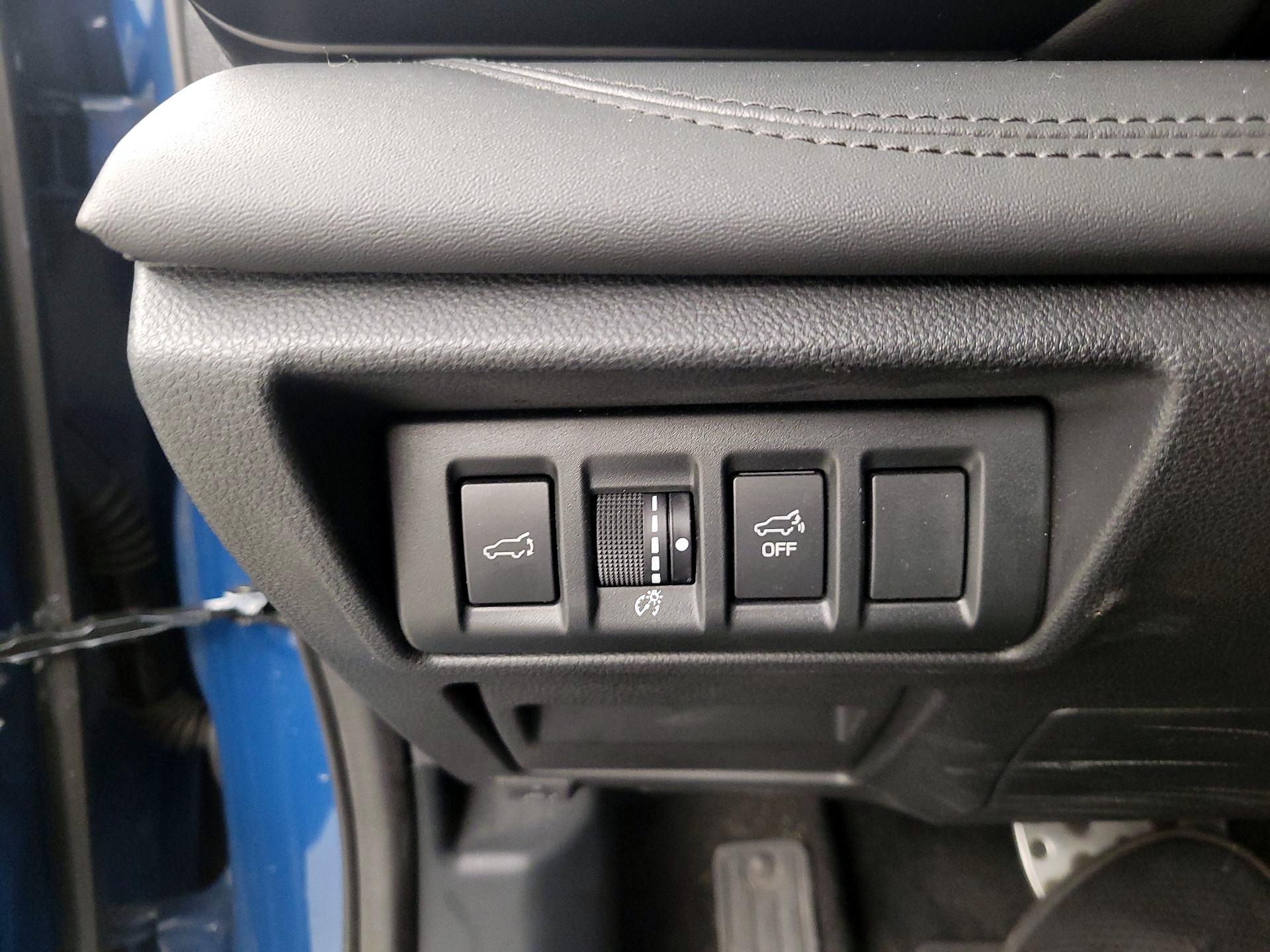 Thumbnail: 2022 Subaru Outback - 13