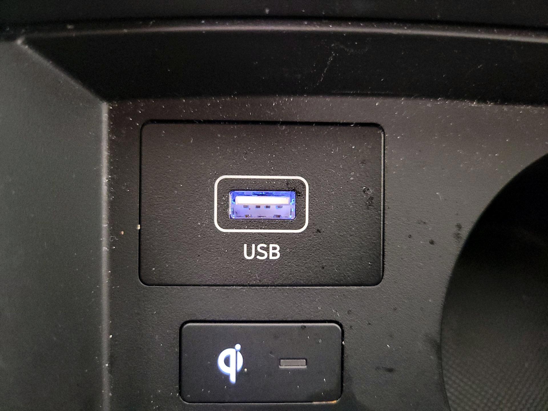 Thumbnail: 2022 Hyundai Santa Fe - 19