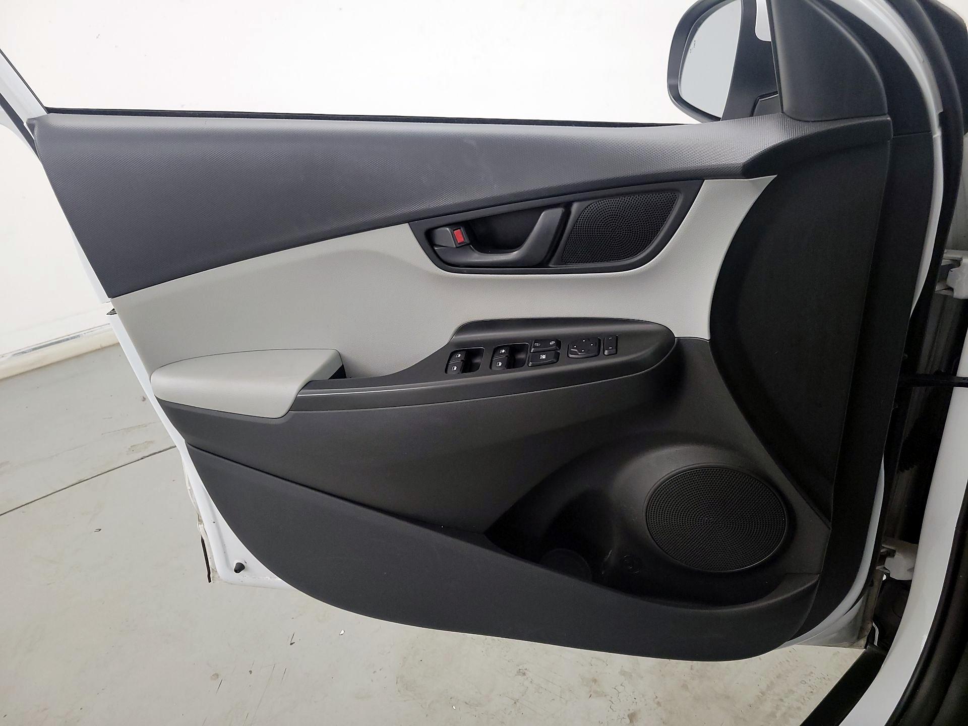 Thumbnail: 2023 Hyundai Kona - 12