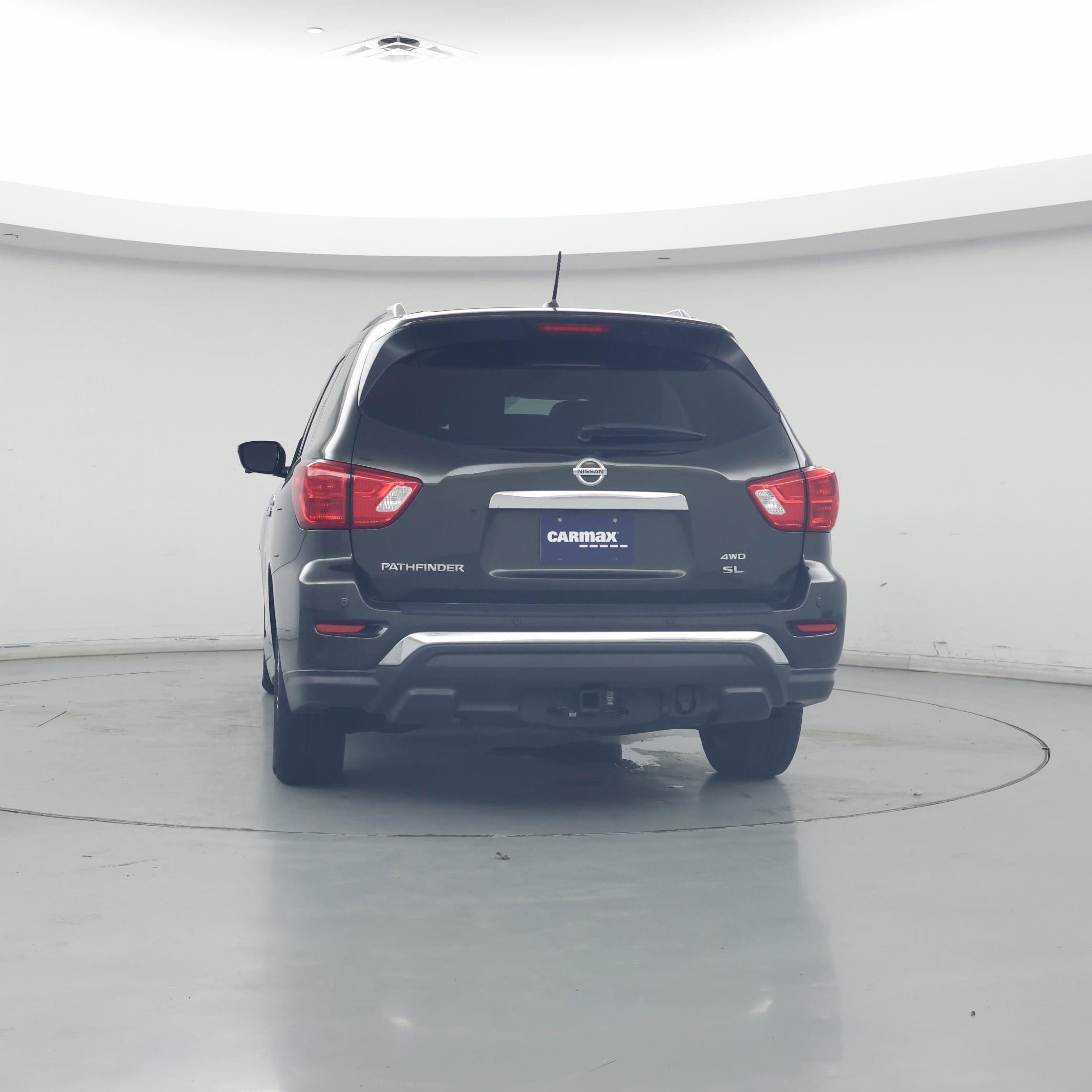 Thumbnail: 2017 Nissan Pathfinder - 6