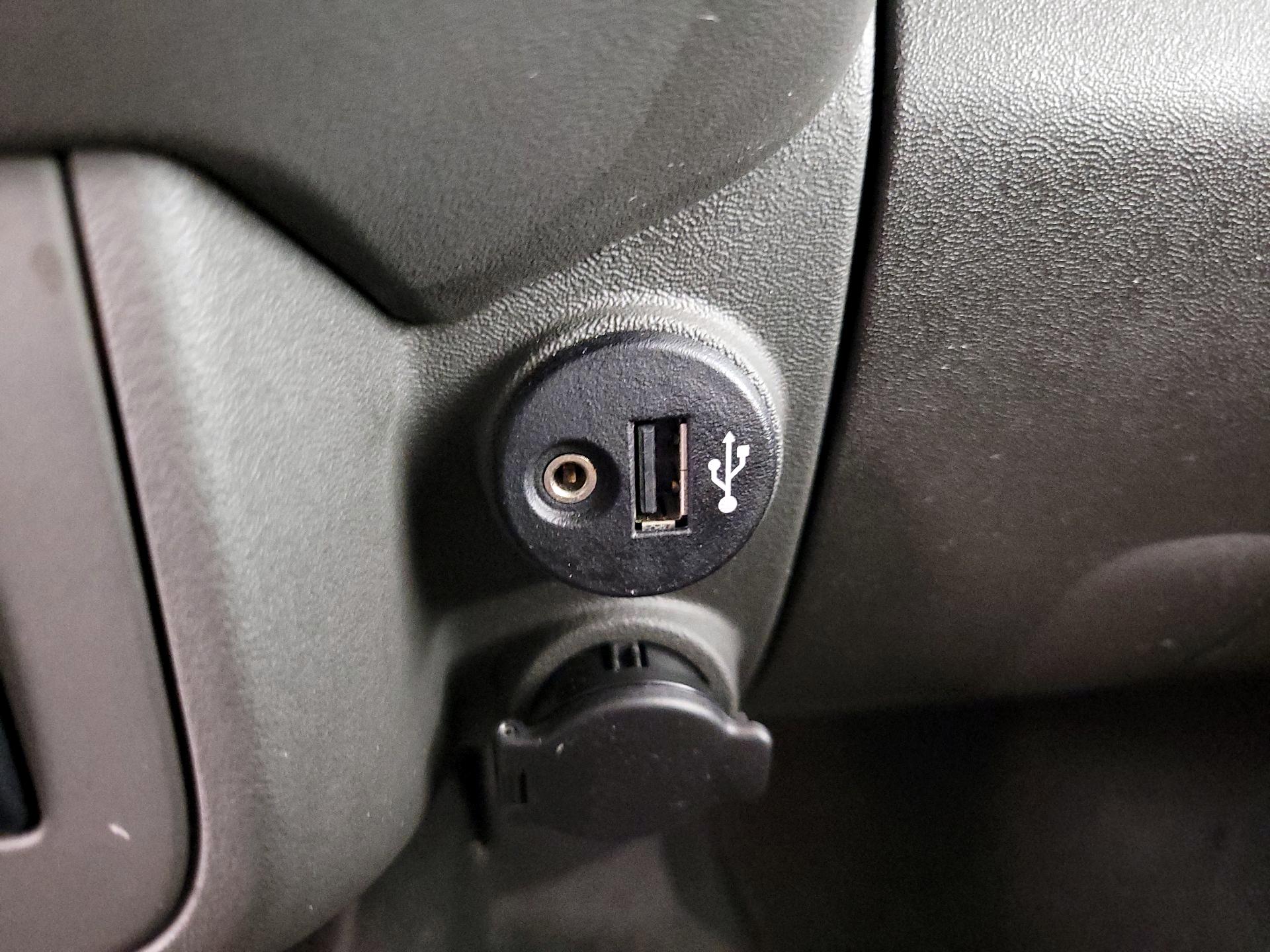 Thumbnail: 2021 Nissan Frontier - 19