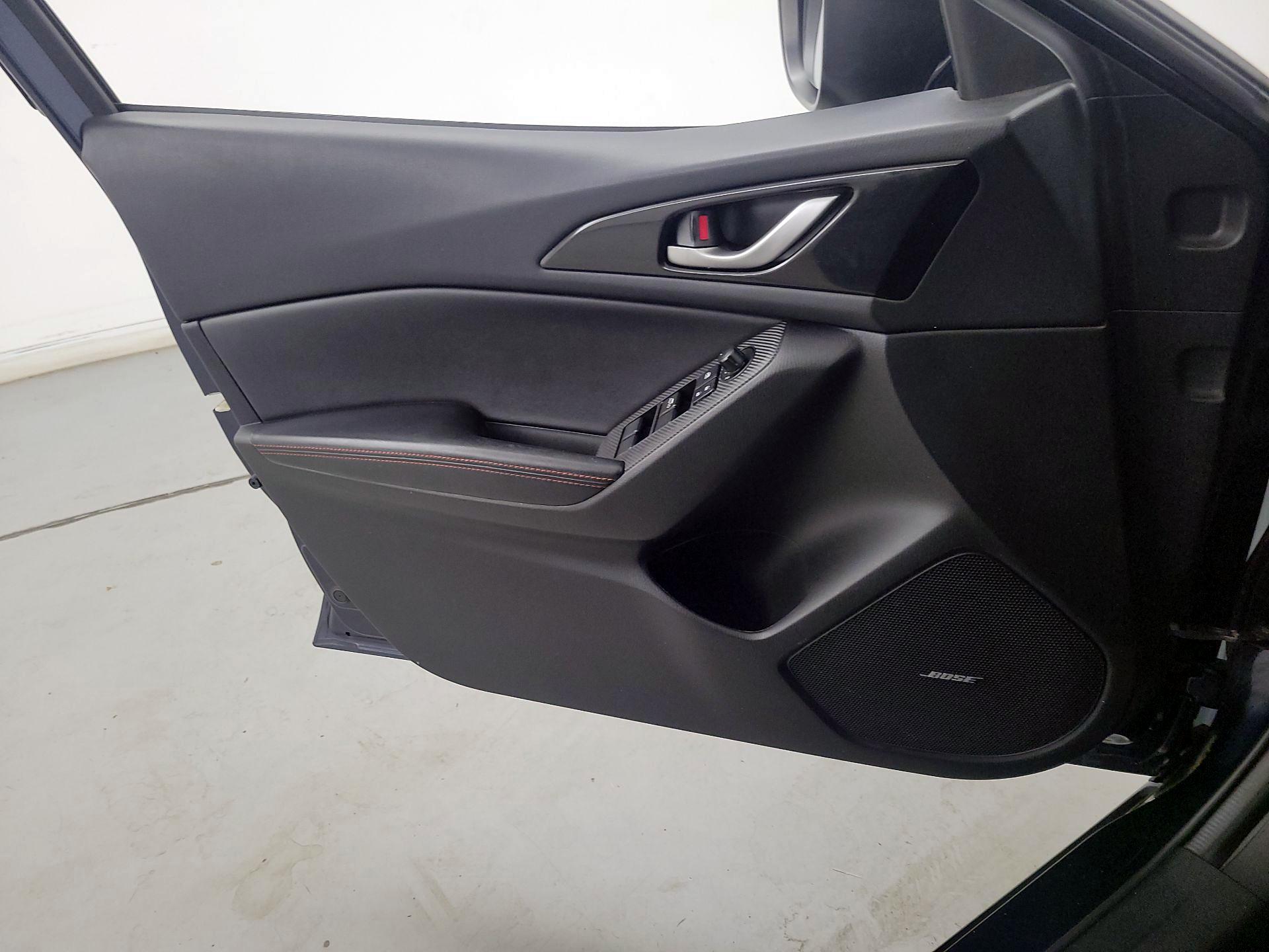 Thumbnail: 2015 Mazda Mazda3 - 12