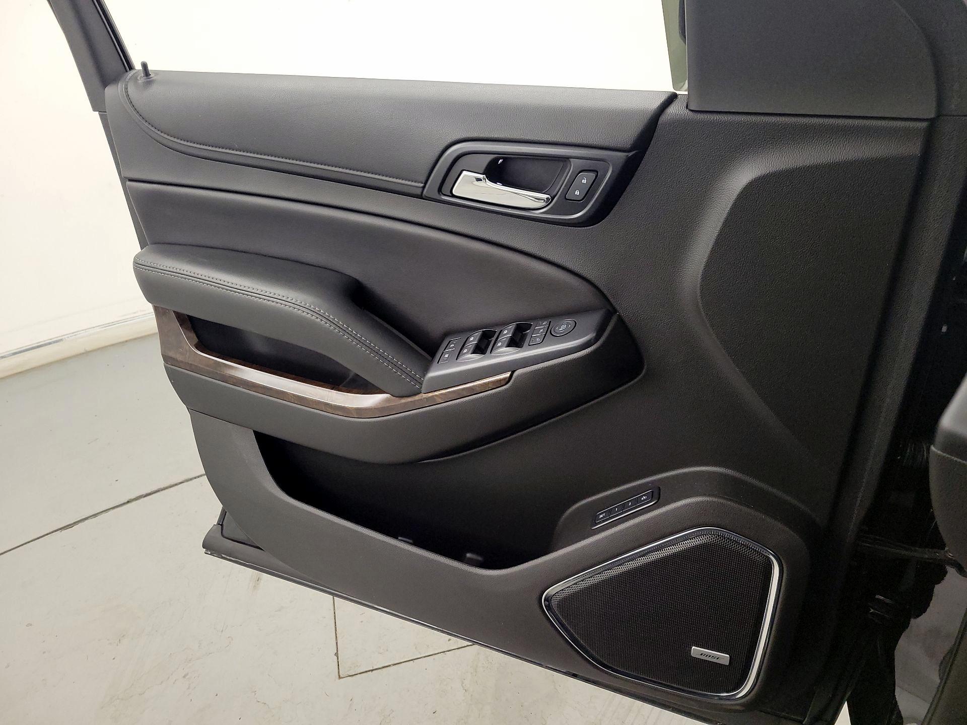 Thumbnail: 2018 Chevrolet Tahoe - 12