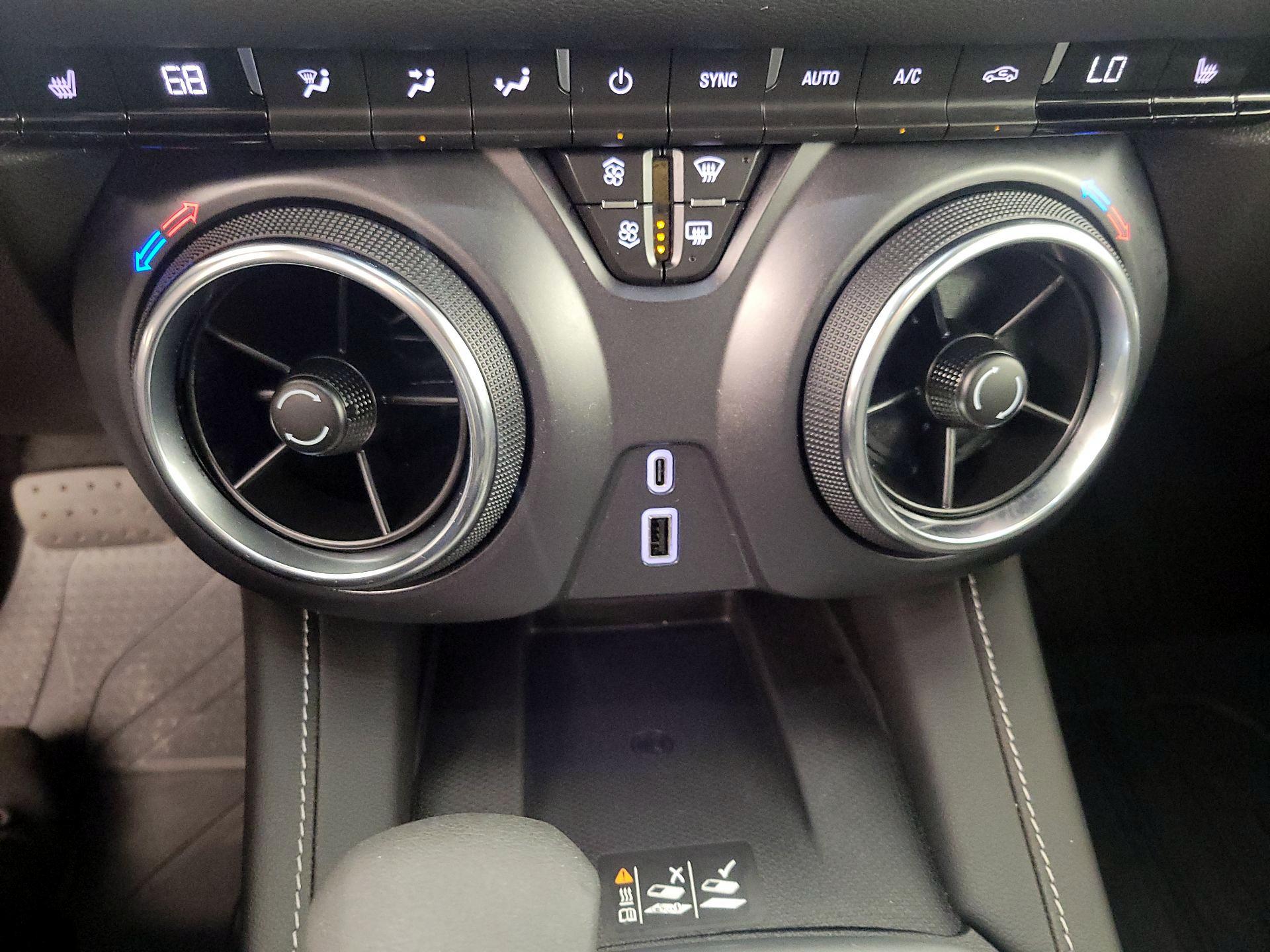 Thumbnail: 2025 Chevrolet Blazer - 17