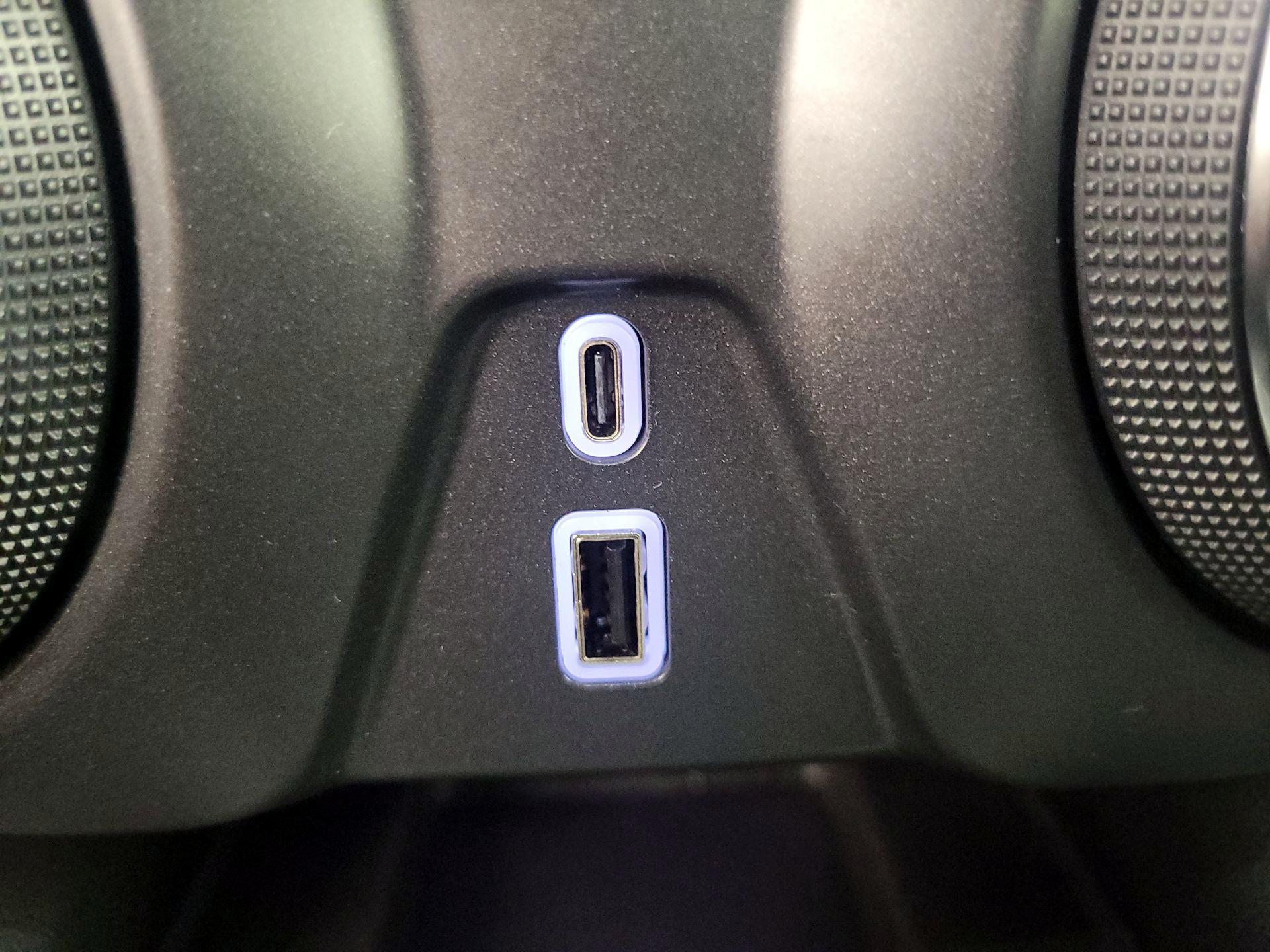 Thumbnail: 2025 Chevrolet Blazer - 19