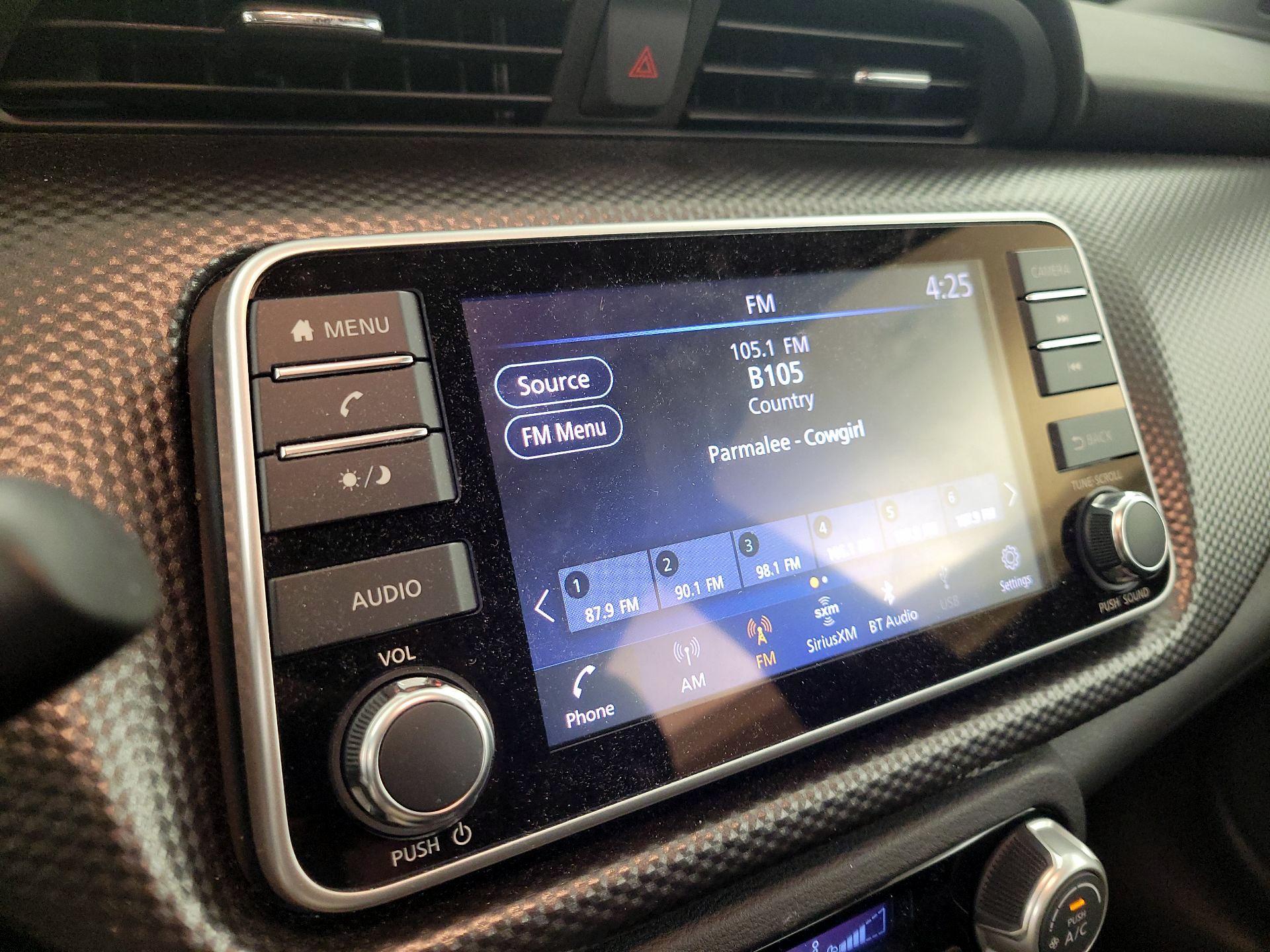 Thumbnail: 2020 Nissan Kicks - 14