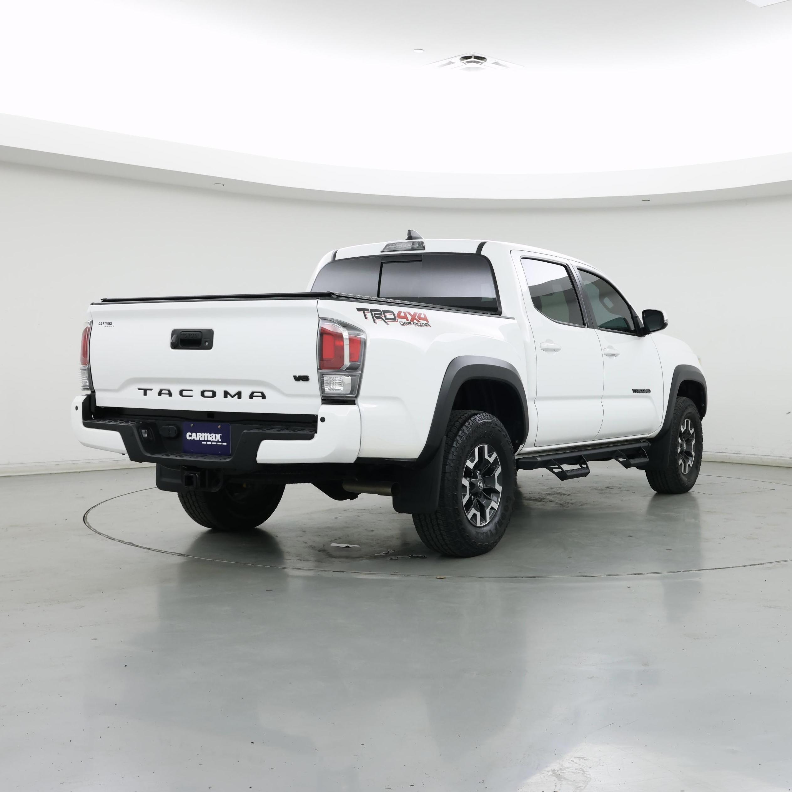 Thumbnail: 2022 Toyota Tacoma - 8