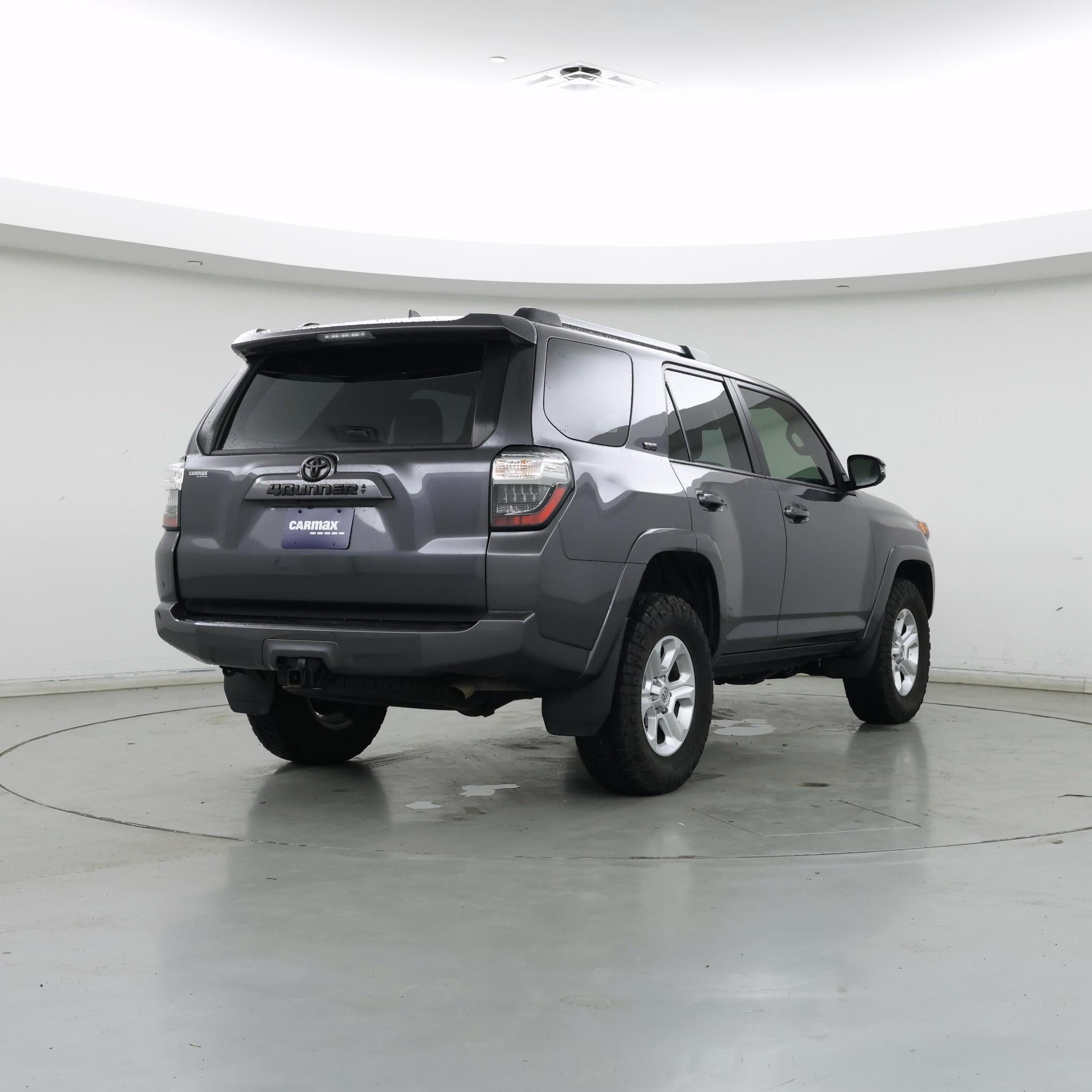 Thumbnail: 2023 Toyota 4Runner - 8