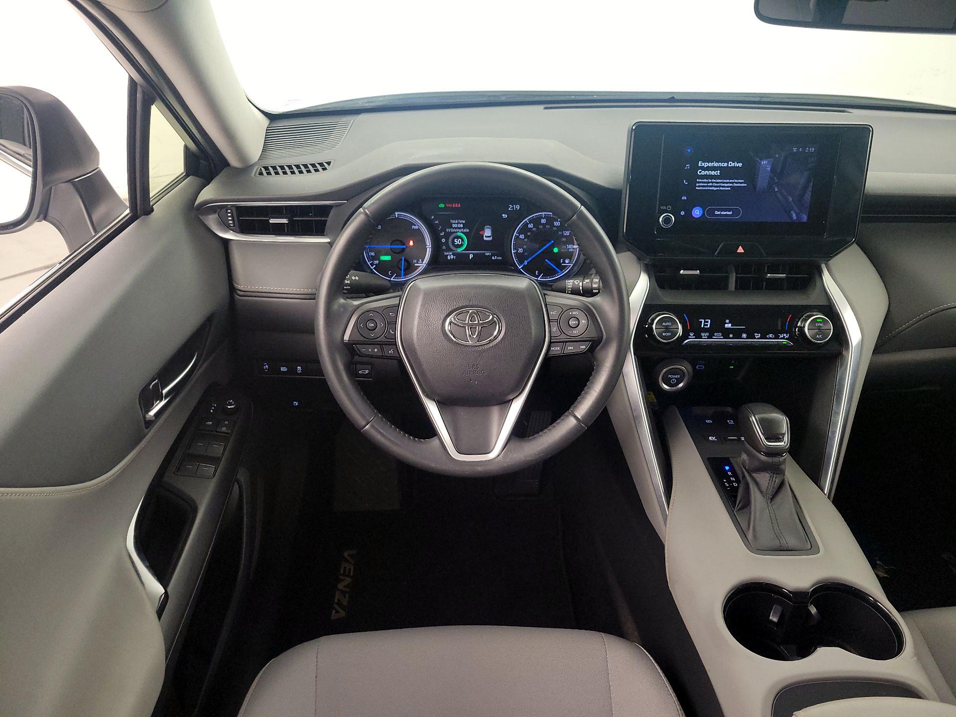 Thumbnail: 2023 Toyota Venza - 10