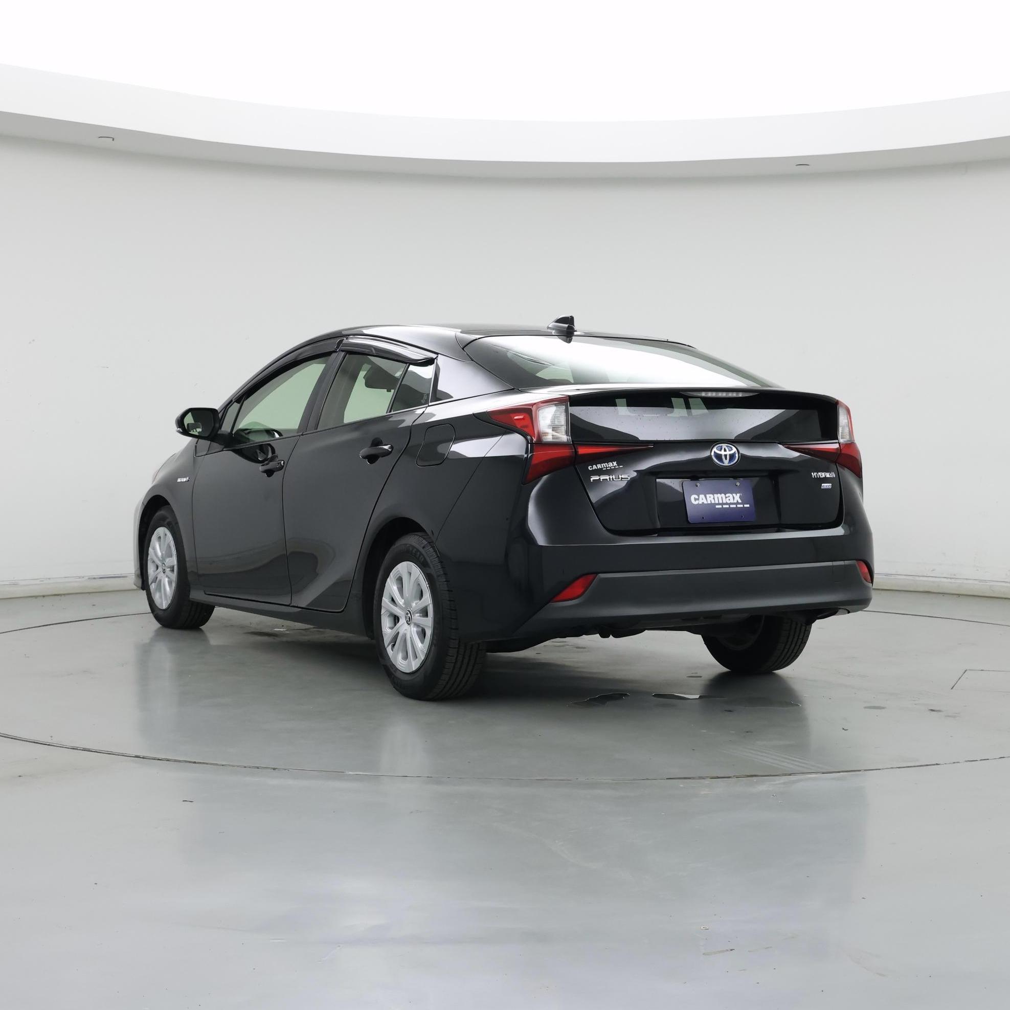 Thumbnail: 2021 Toyota Prius - 2