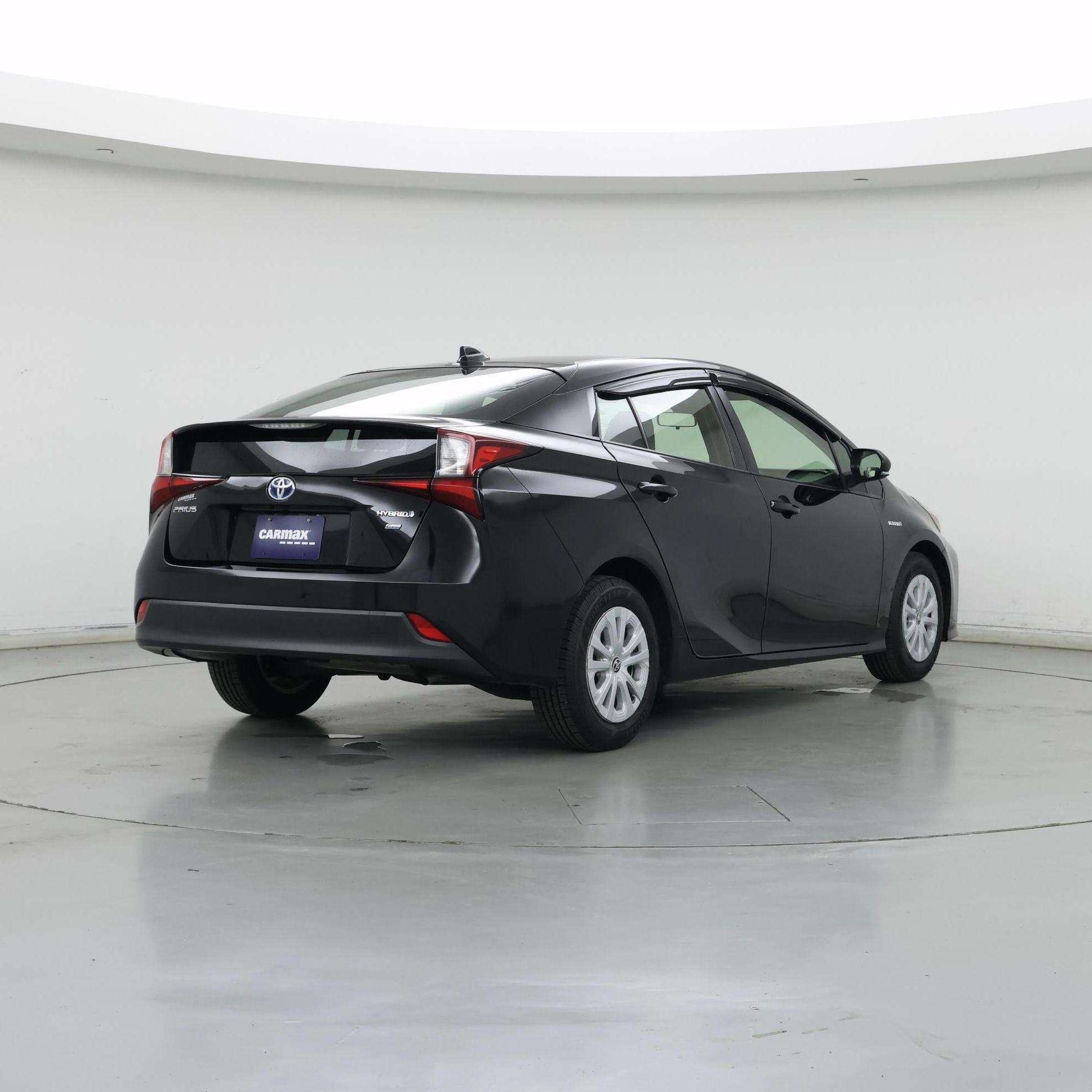 Thumbnail: 2021 Toyota Prius - 8