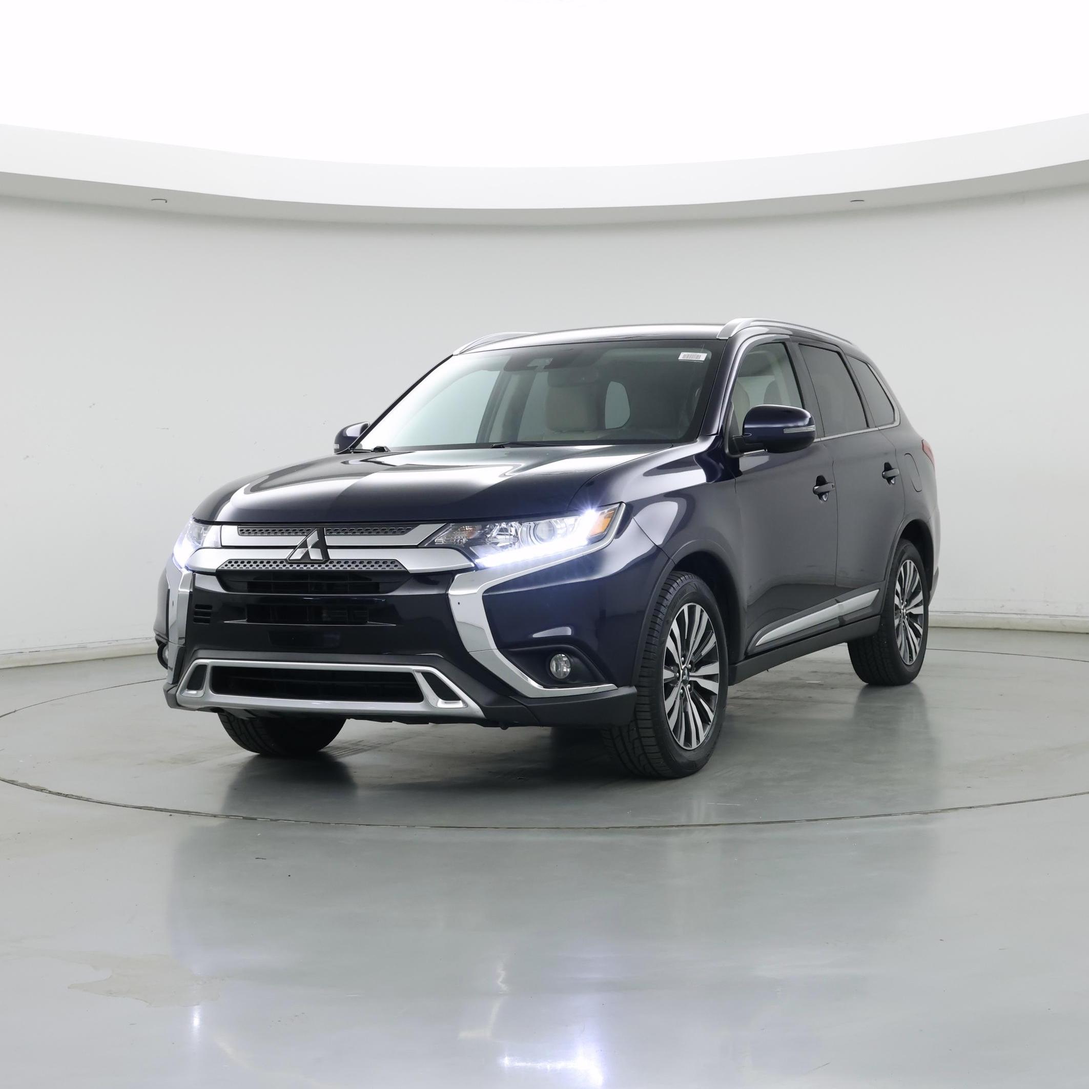 Thumbnail: 2020 Mitsubishi Outlander - 4
