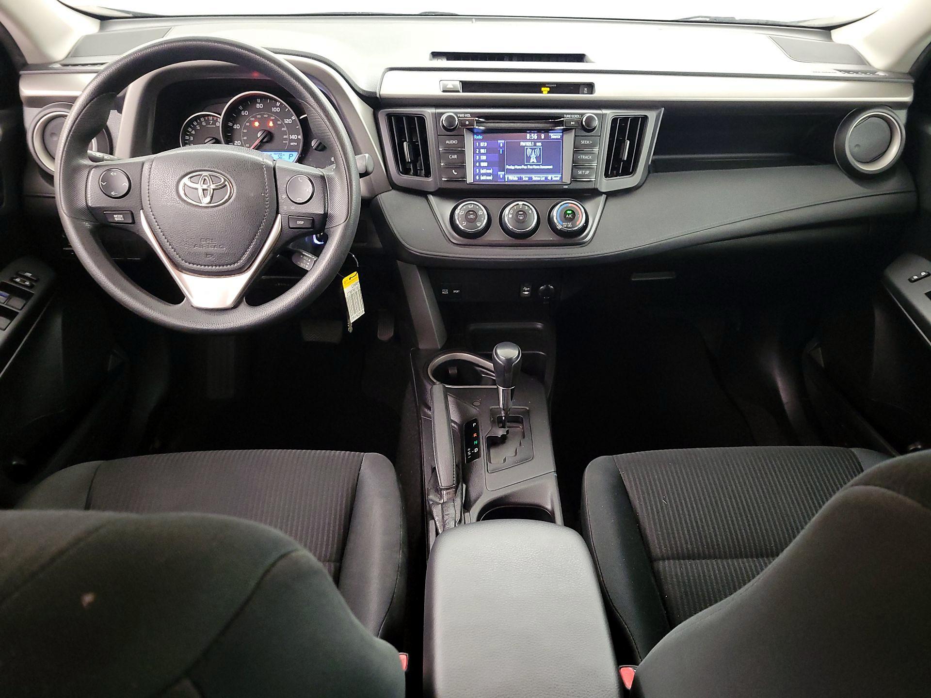 Thumbnail: 2016 Toyota RAV4 - 9