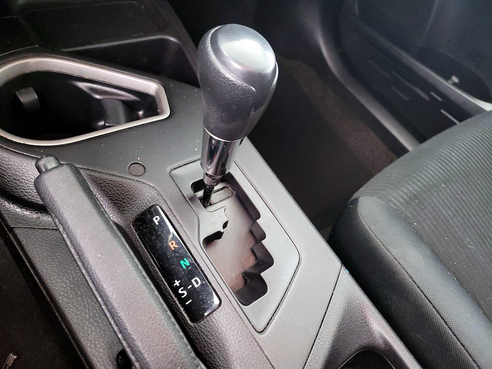 Thumbnail: 2016 Toyota RAV4 - 17