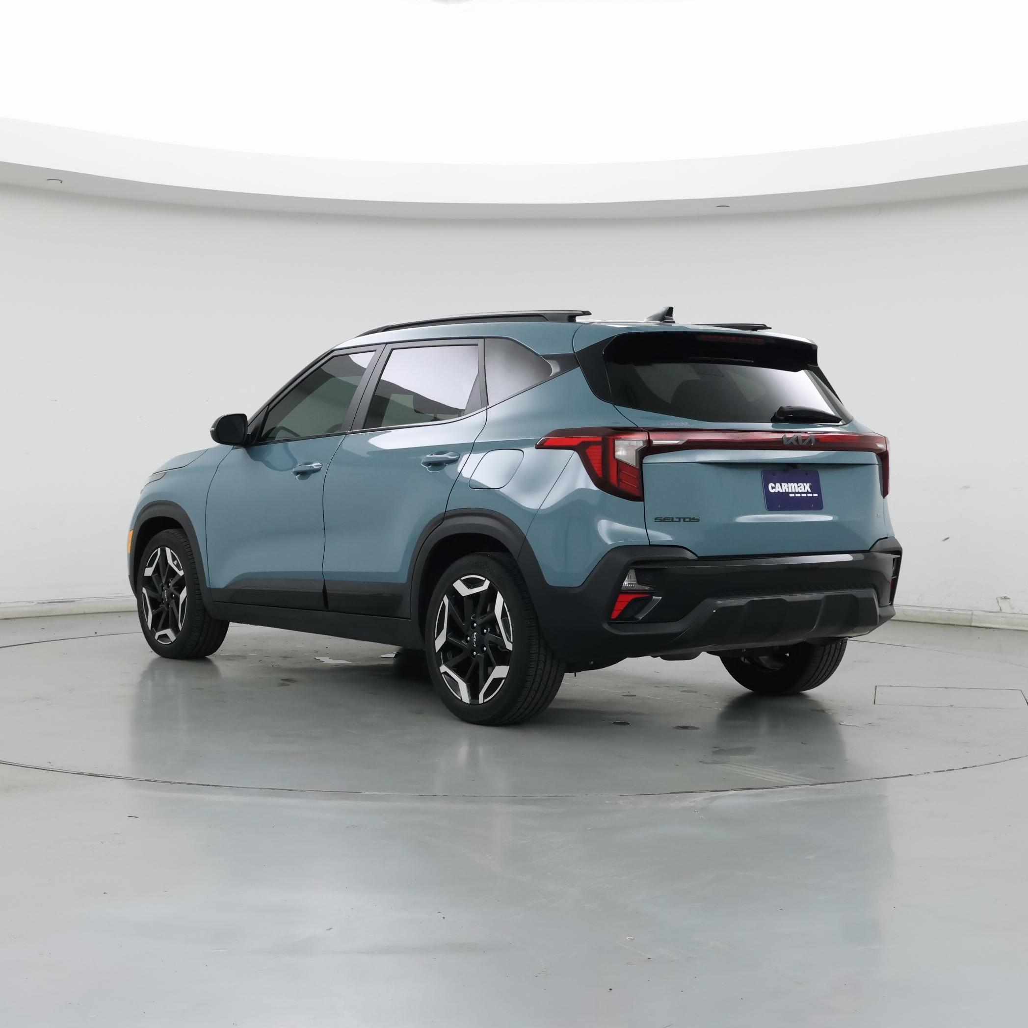 Thumbnail: 2024 Kia Seltos - 2