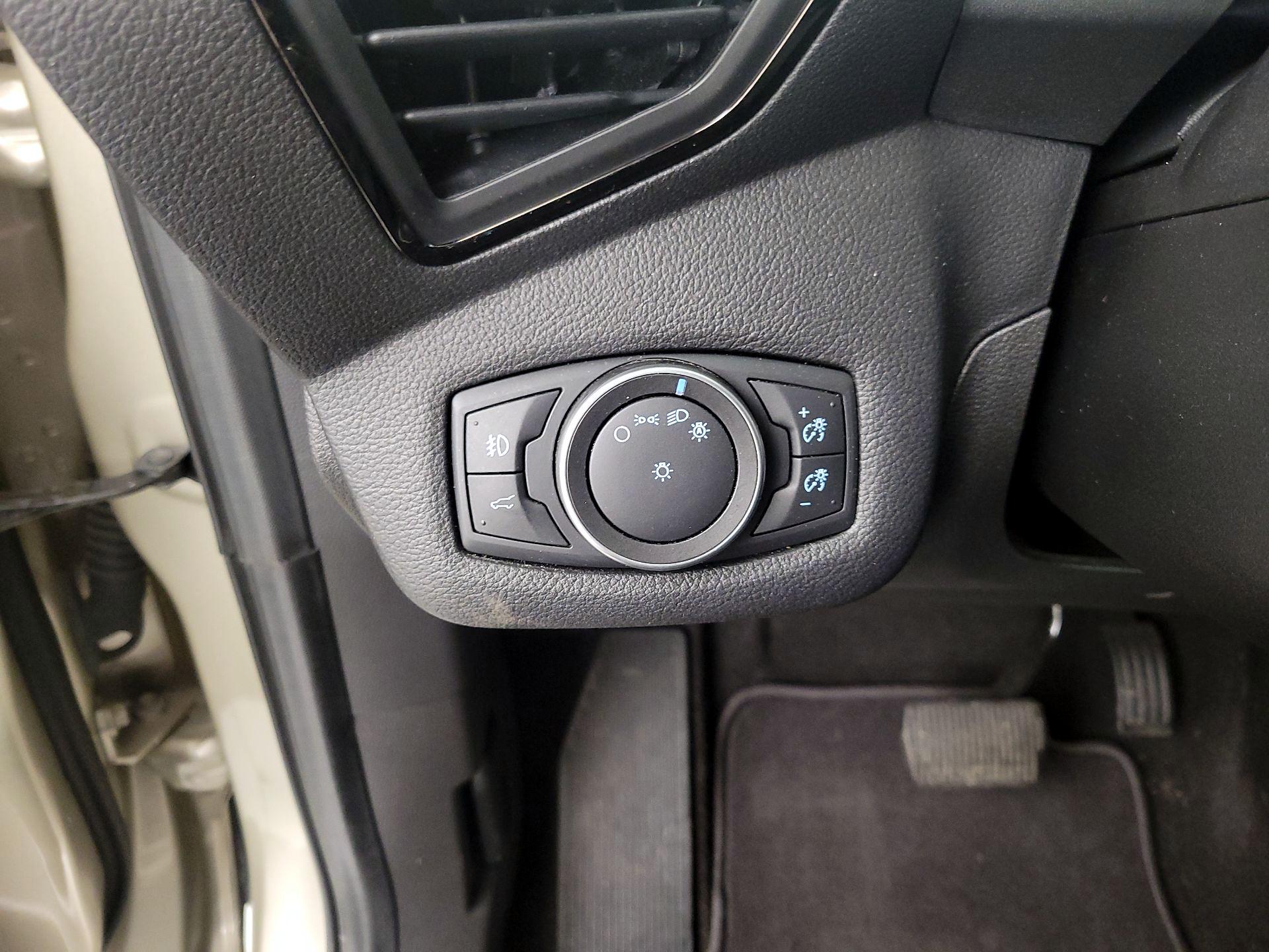 Thumbnail: 2018 Ford Escape - 13