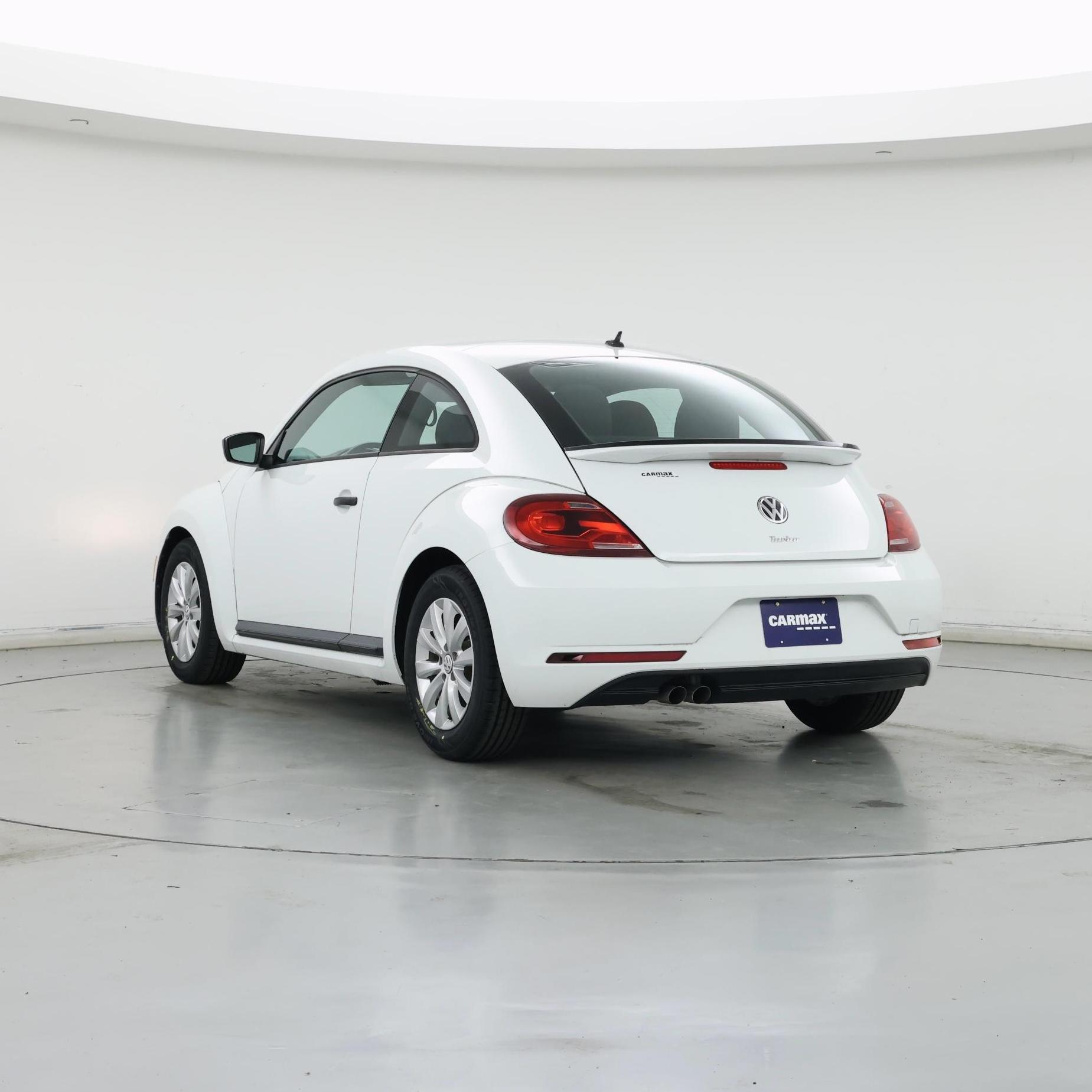 Thumbnail: 2018 Volkswagen Beetle - 2