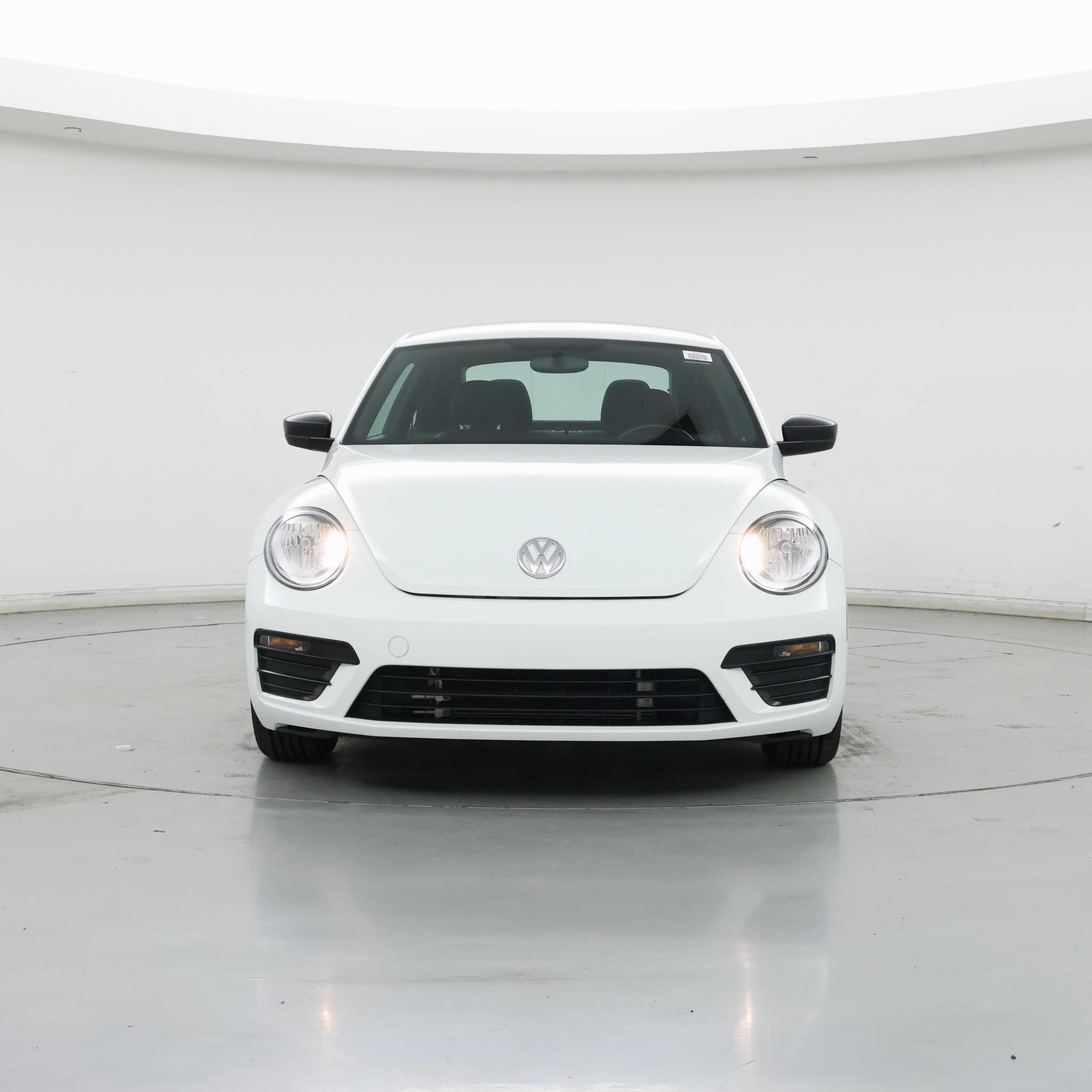 Thumbnail: 2018 Volkswagen Beetle - 5