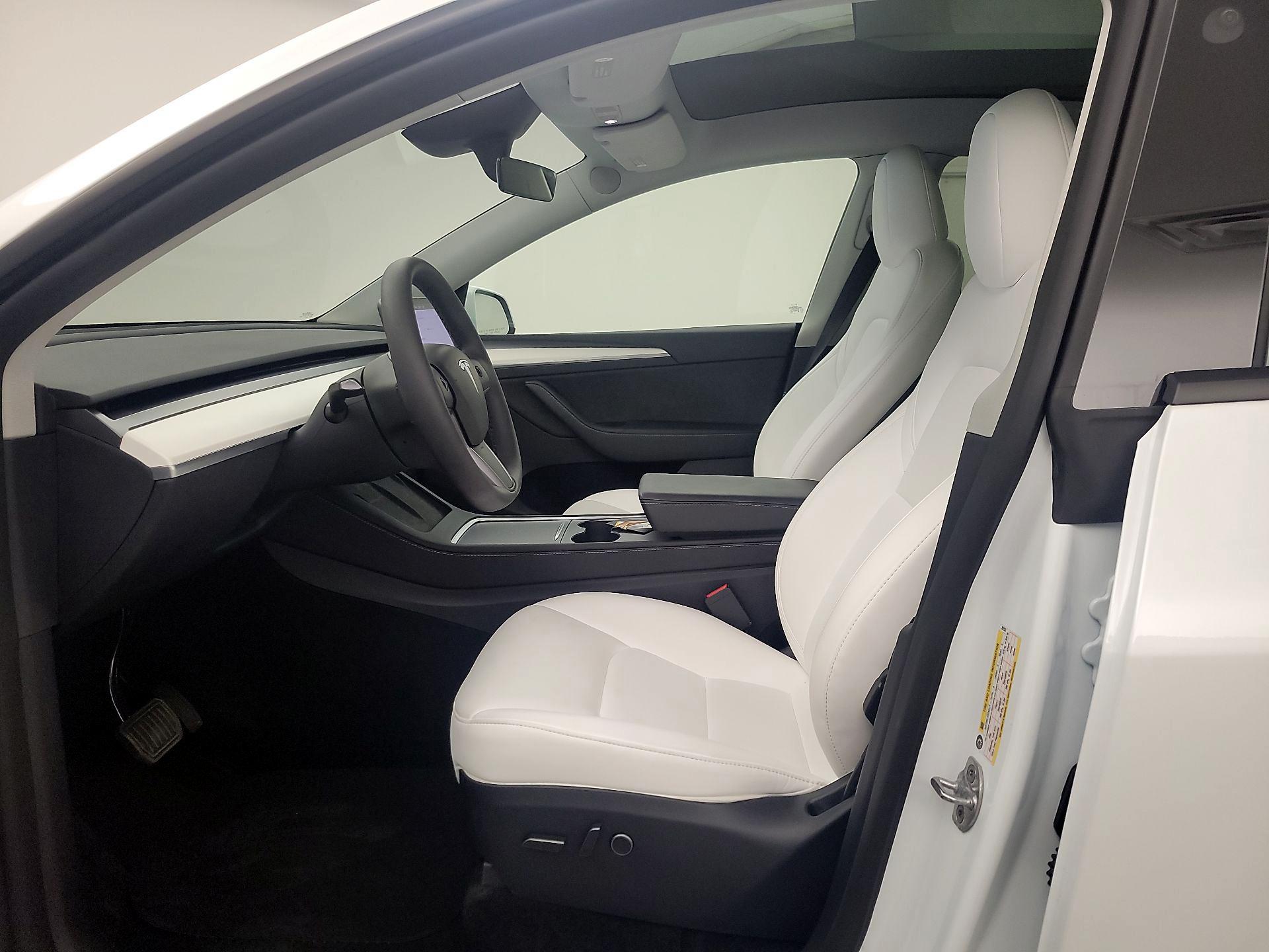 Thumbnail: 2024 Tesla Model Y - 11