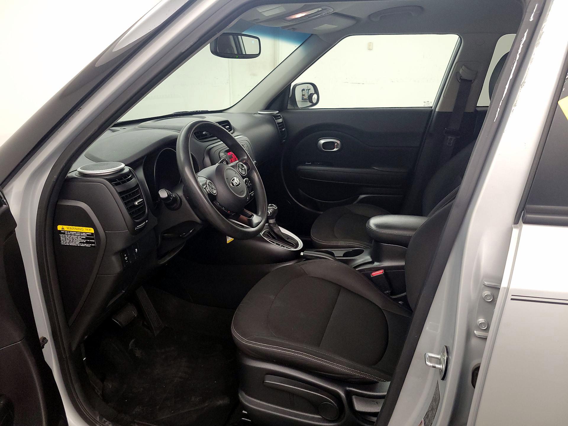 Thumbnail: 2016 Kia Soul - 11