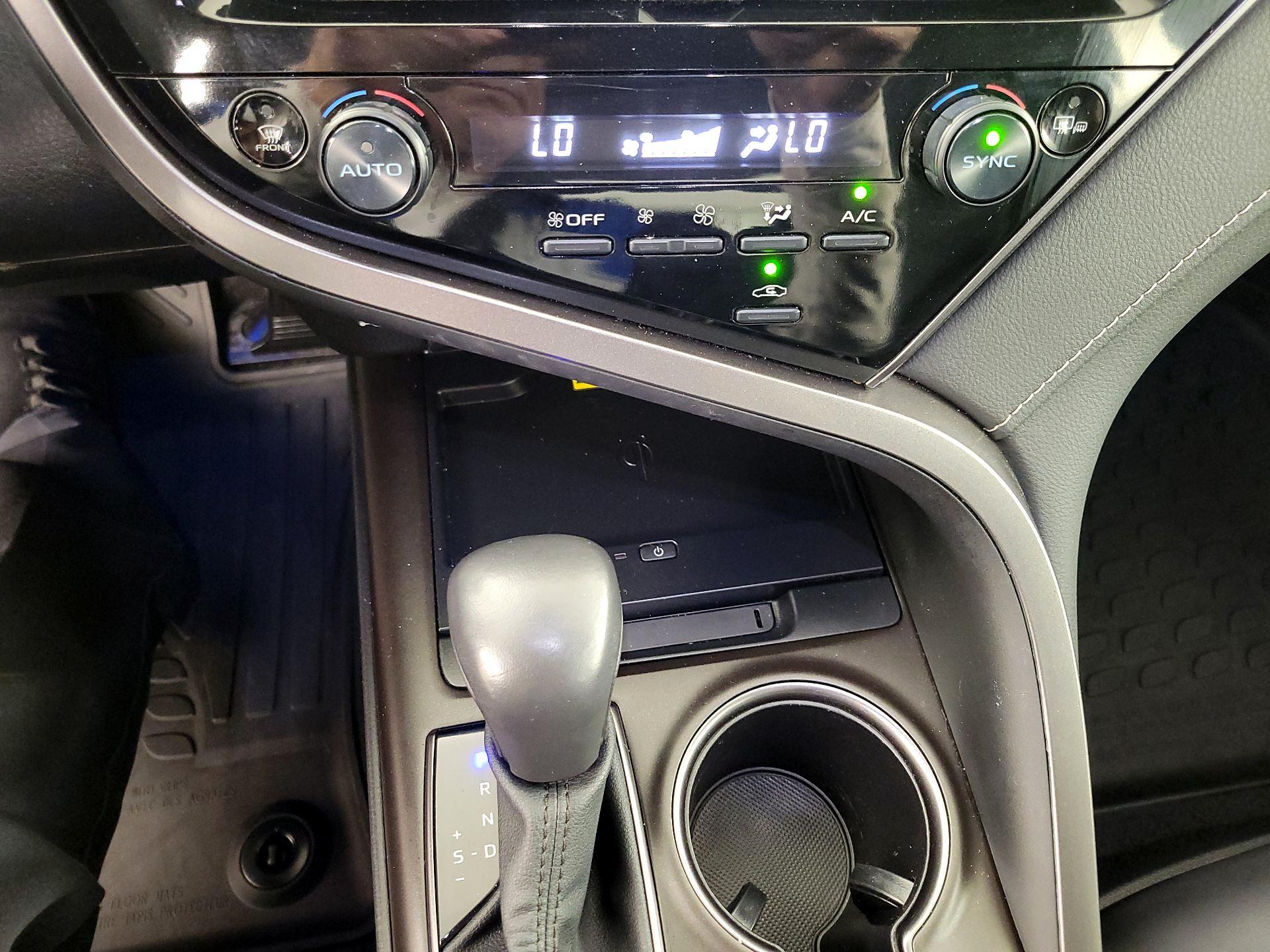 Thumbnail: 2024 Toyota Camry - 17