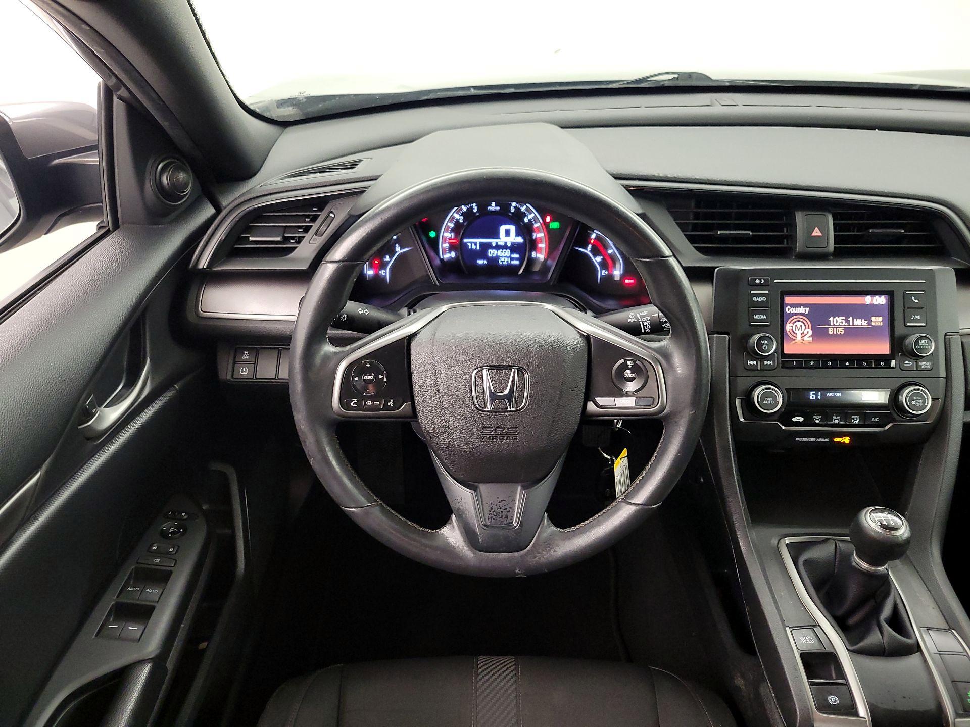 Thumbnail: 2017 Honda Civic - 10
