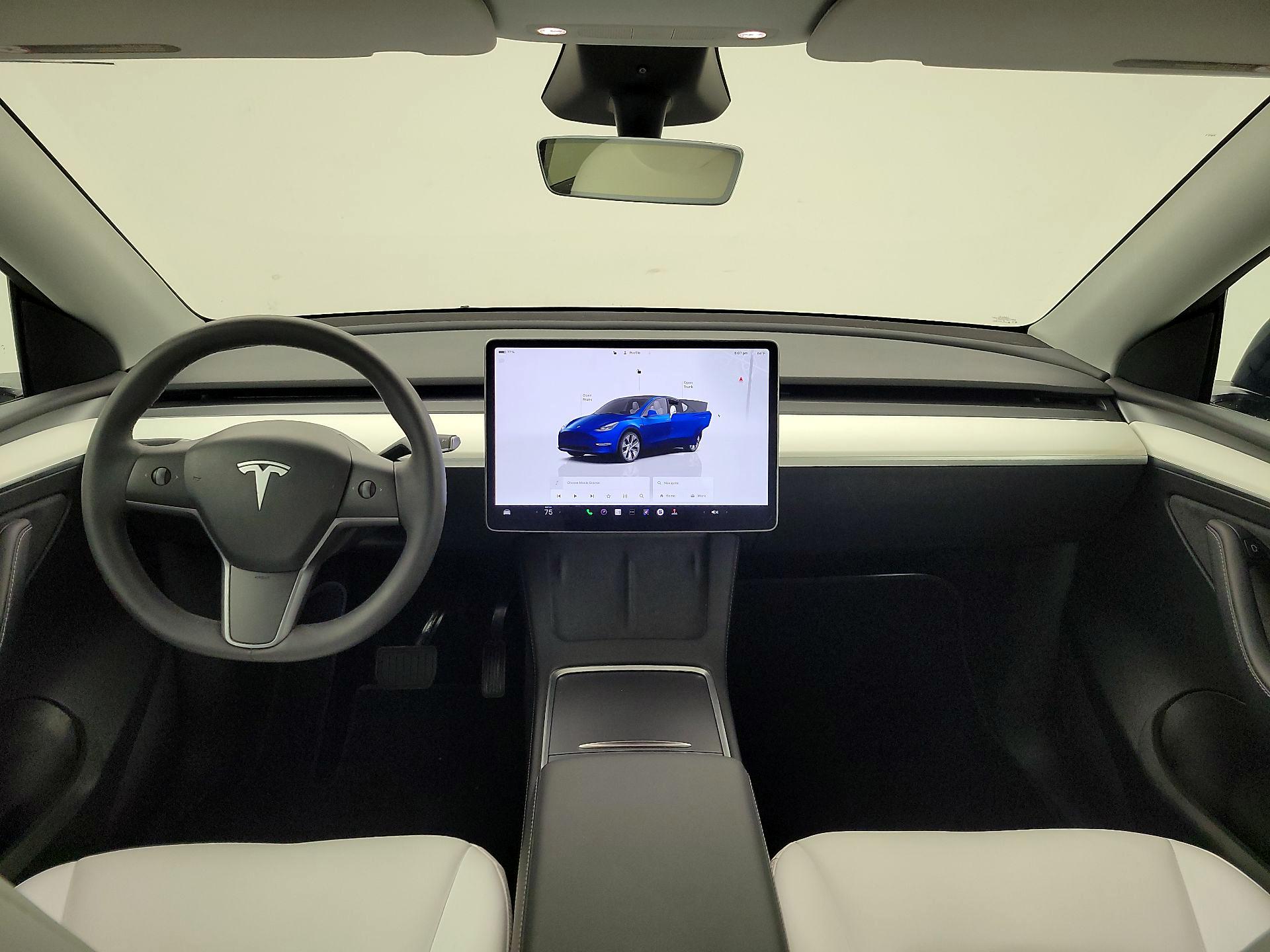 Thumbnail: 2023 Tesla Model Y - 9