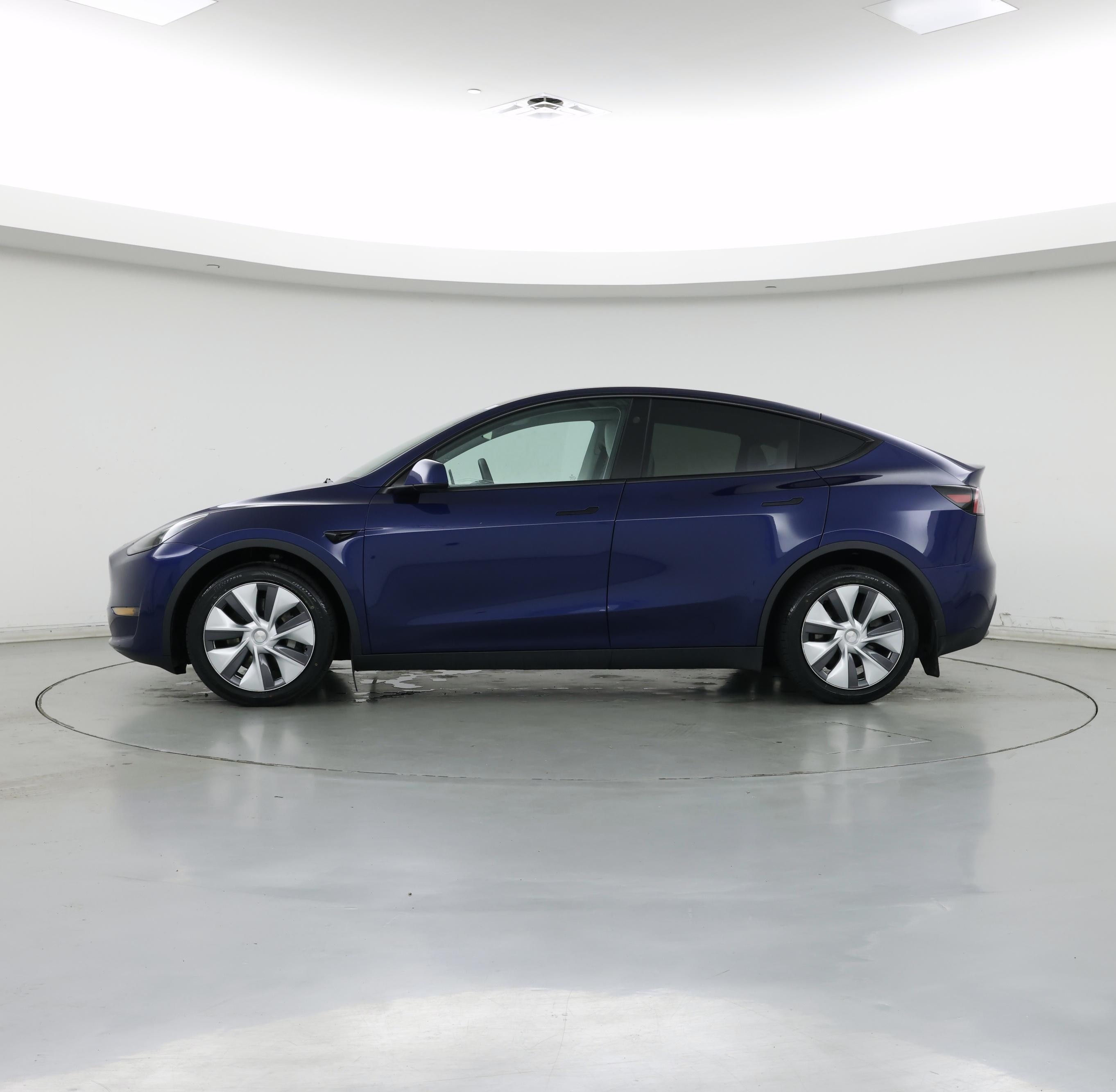 Thumbnail: 2023 Tesla Model Y - 3
