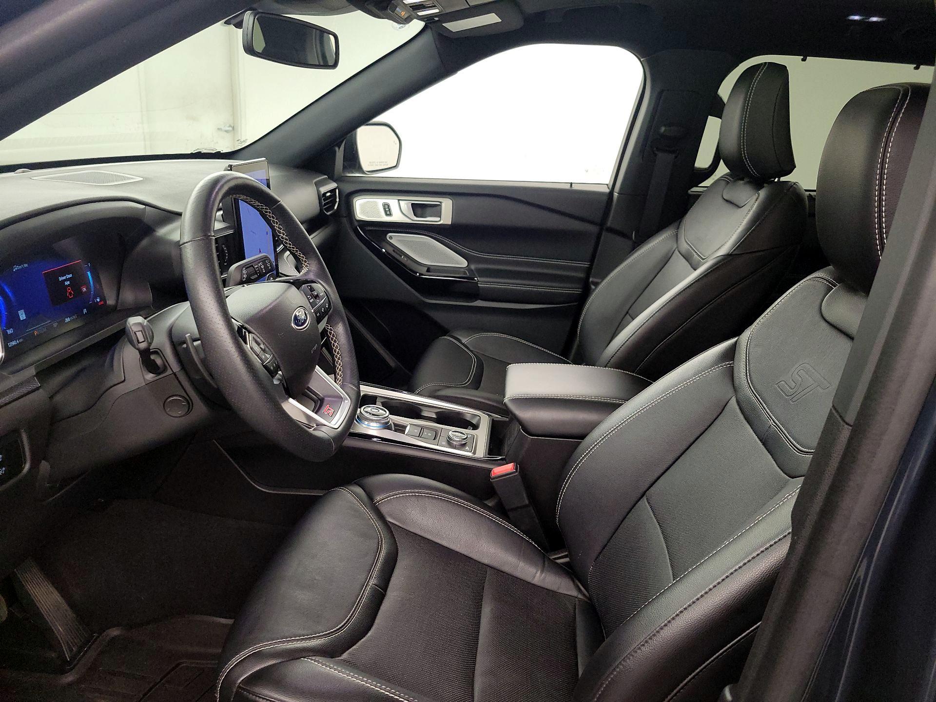 Thumbnail: 2023 Ford Explorer - 11