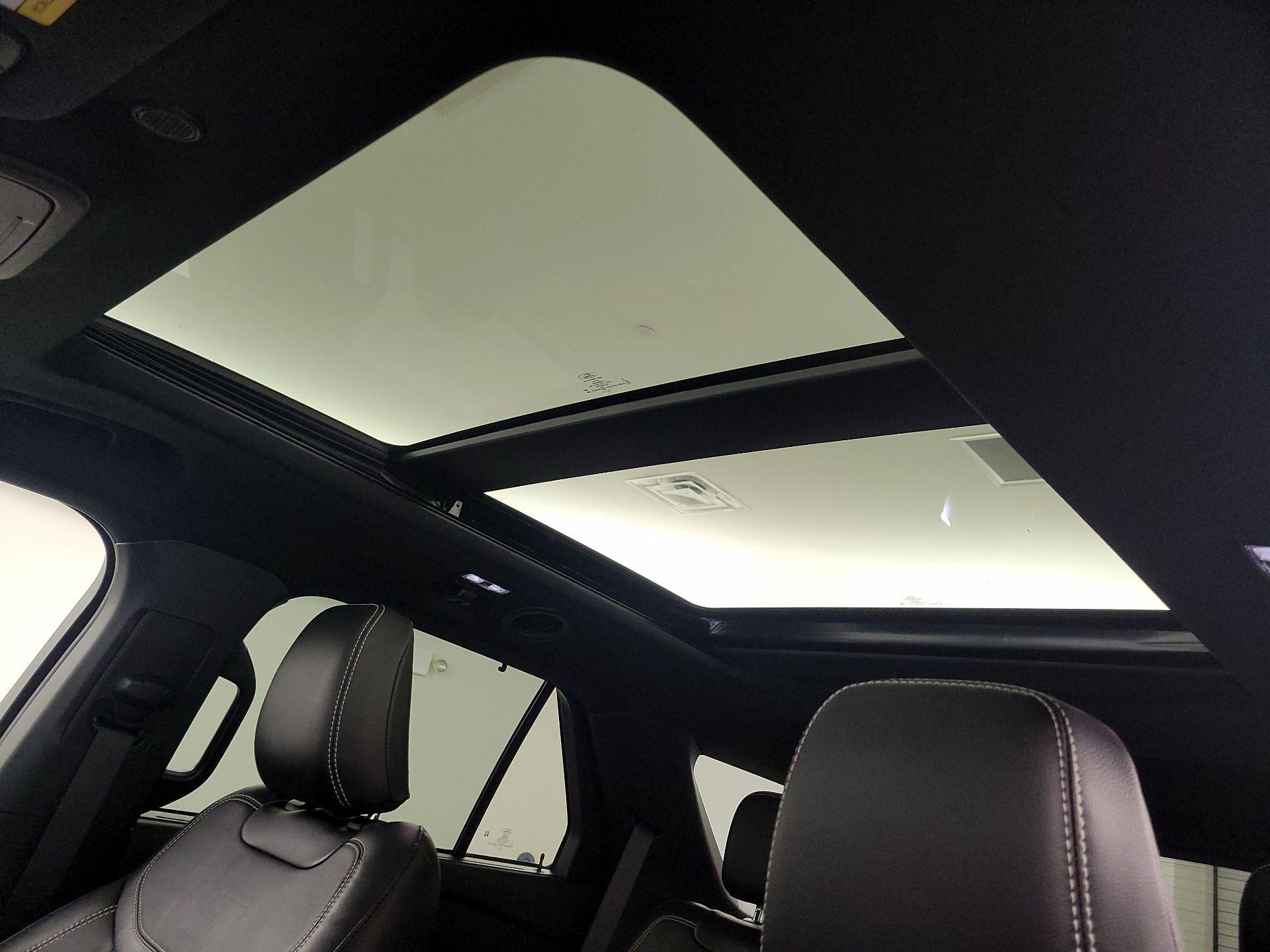 Thumbnail: 2023 Ford Explorer - 20