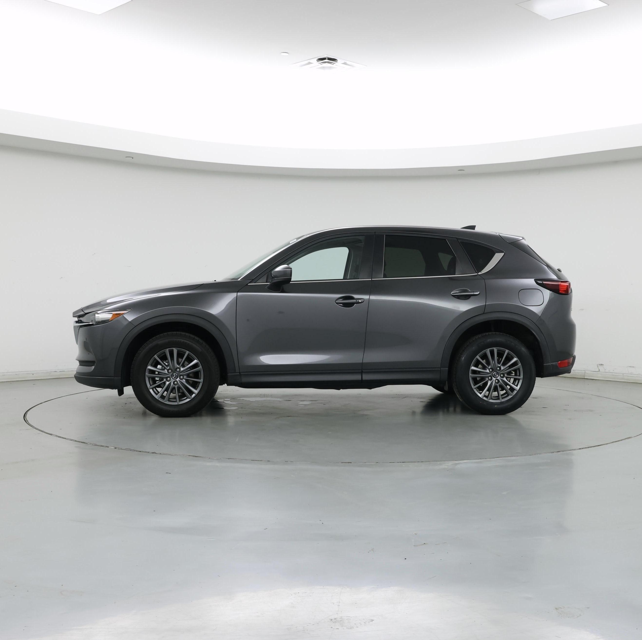 Thumbnail: 2017 Mazda CX-5 - 3