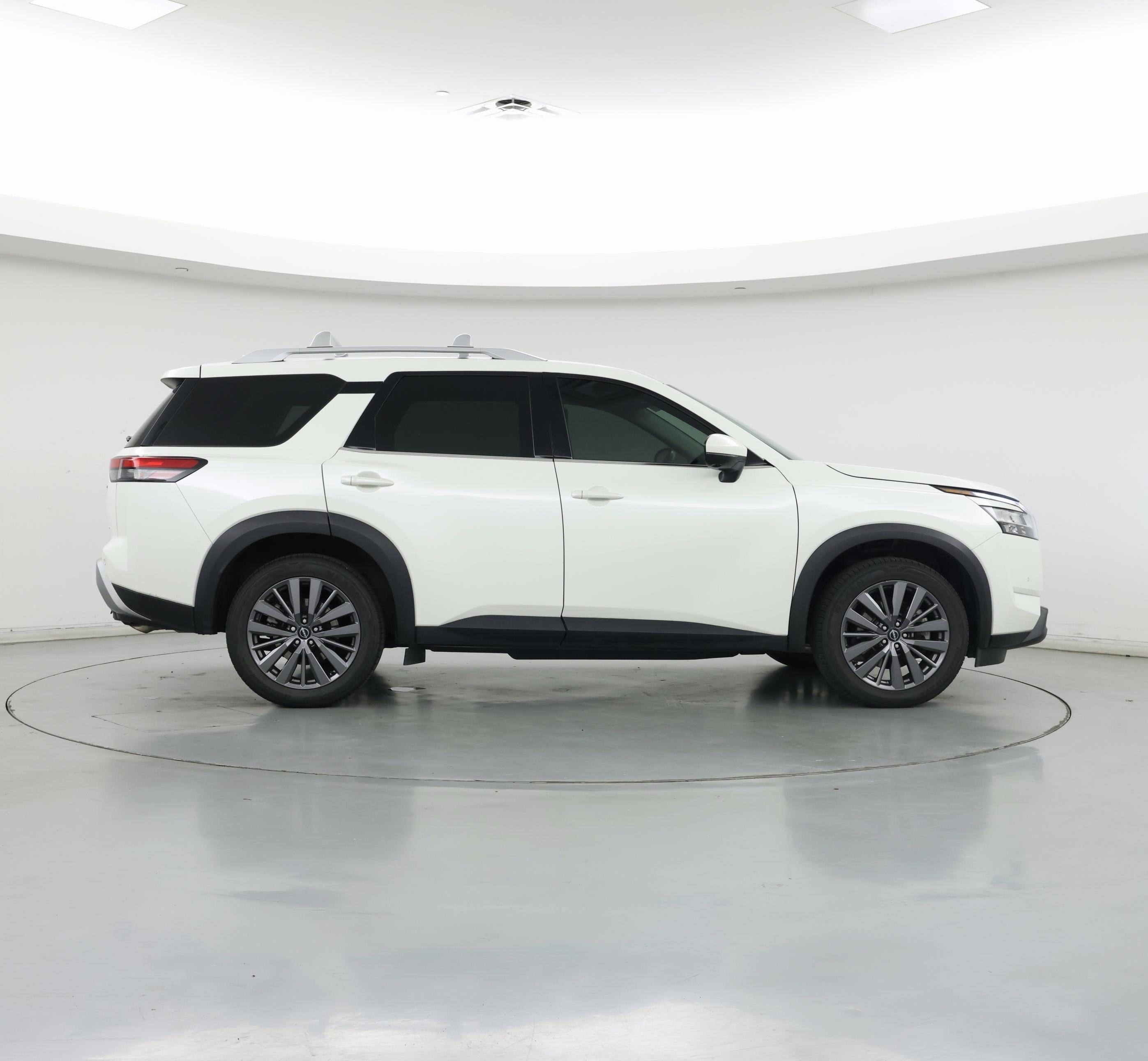Thumbnail: 2023 Nissan Pathfinder - 7
