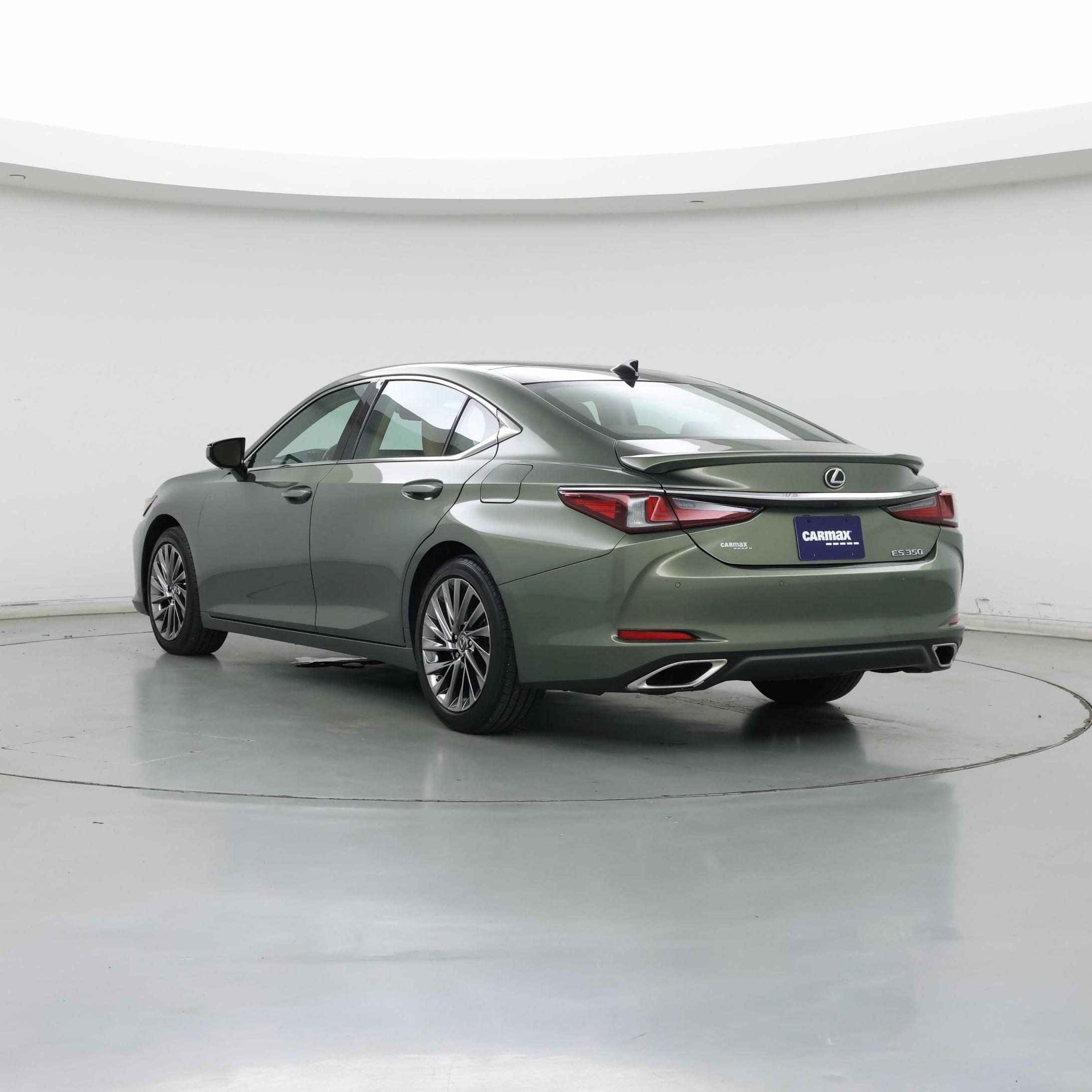 Thumbnail: 2024 Lexus ES - 2