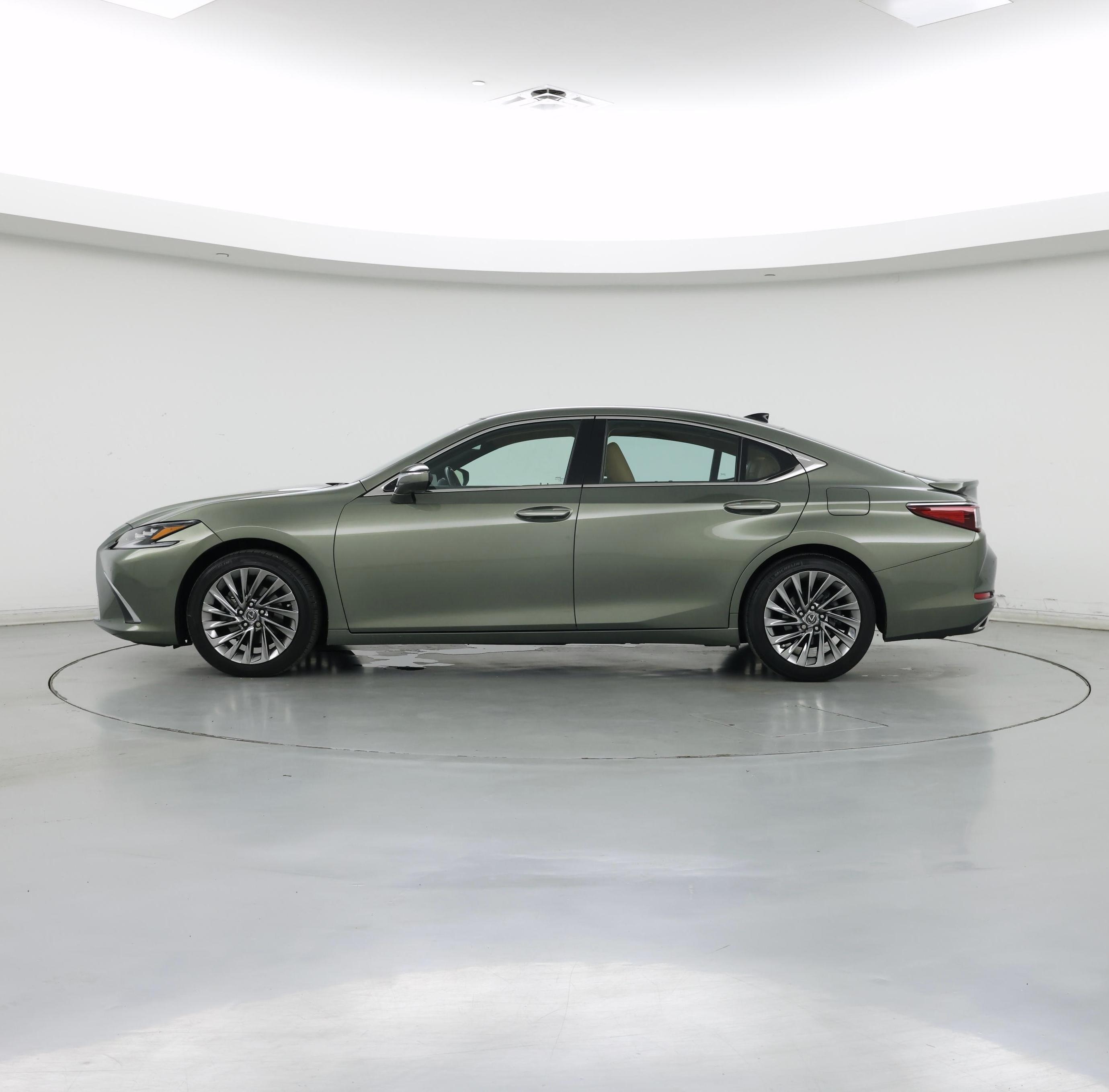 Thumbnail: 2024 Lexus ES - 3