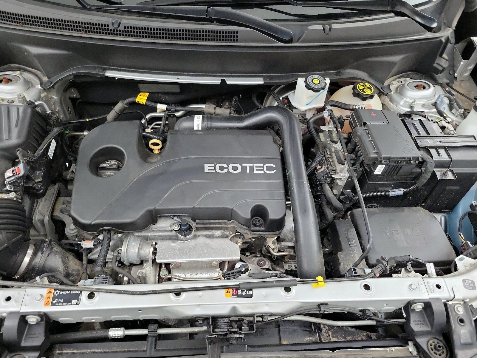 2021 Chevrolet Equinox LS - Photo 22