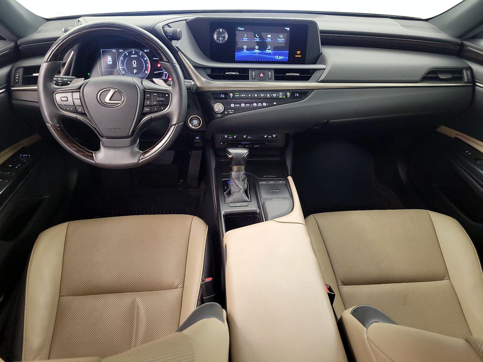 Thumbnail: 2021 Lexus ES - 9