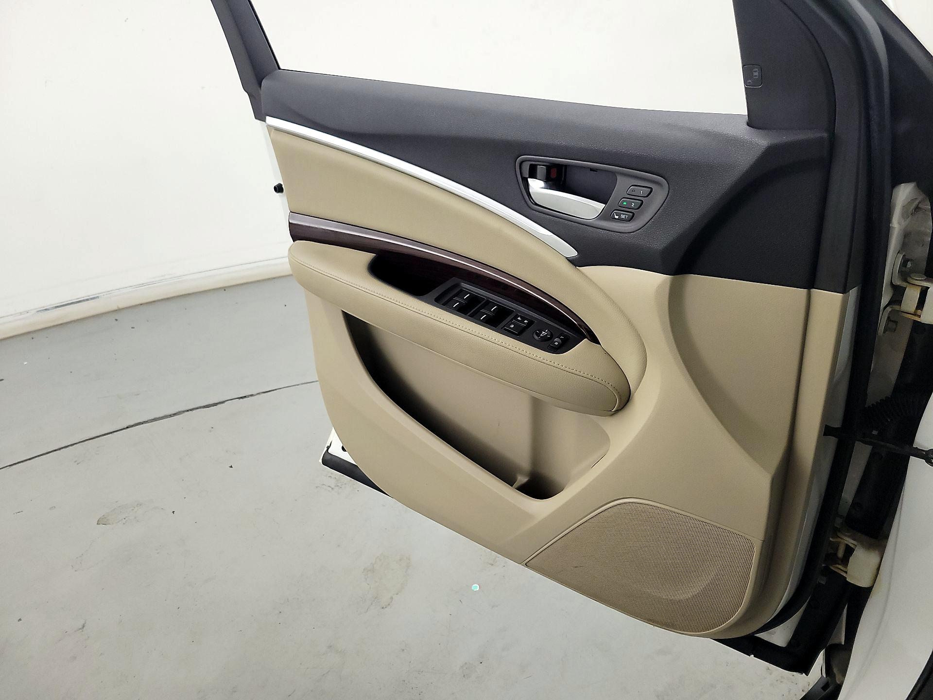 Thumbnail: 2014 Acura MDX - 12