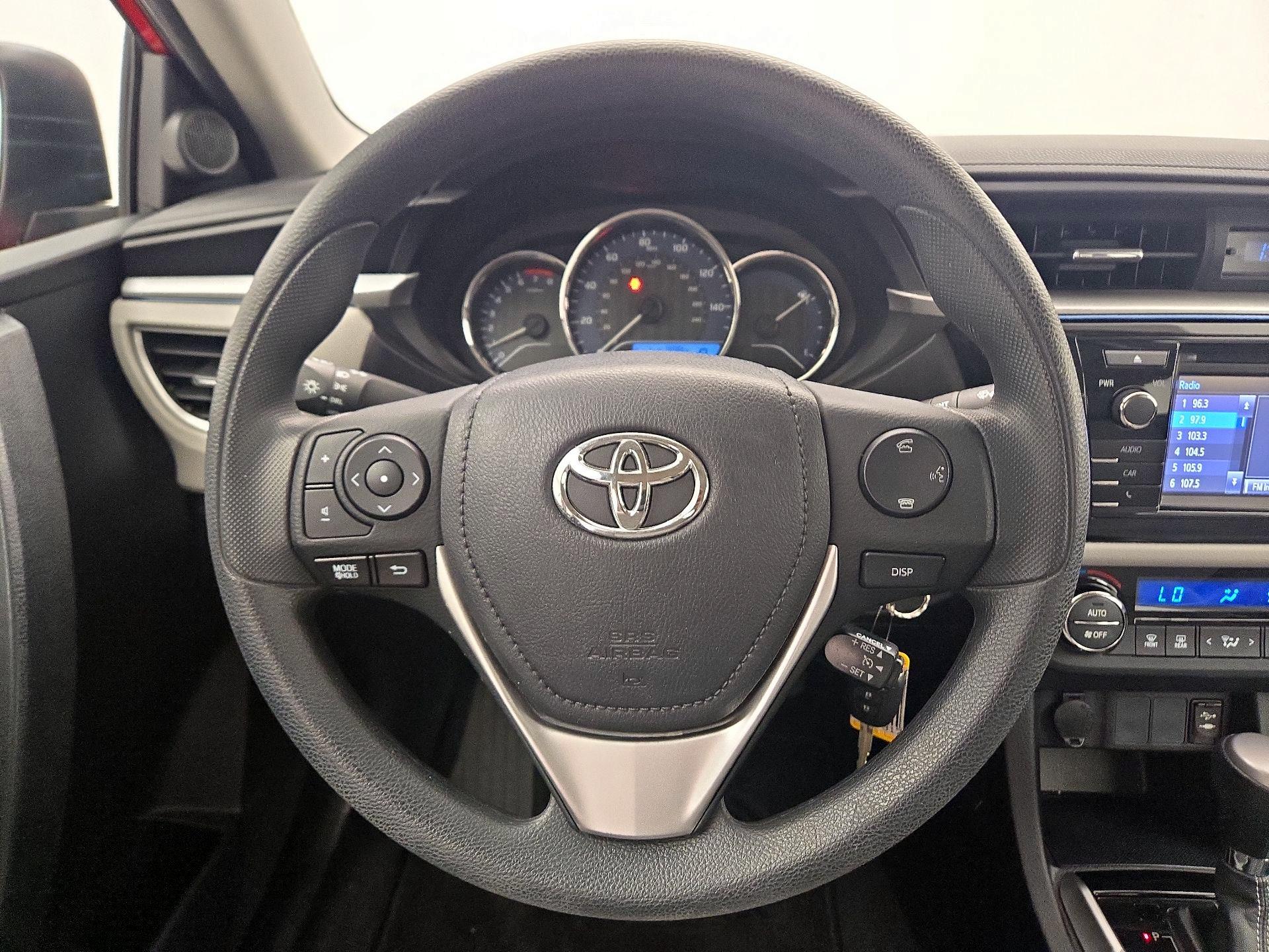 Thumbnail: 2016 Toyota Corolla - 10