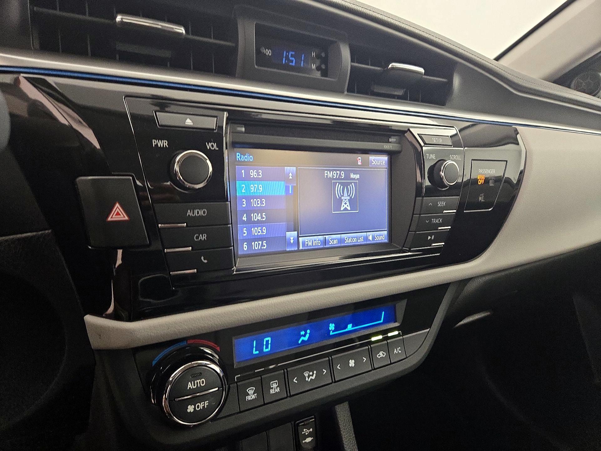 Thumbnail: 2016 Toyota Corolla - 15