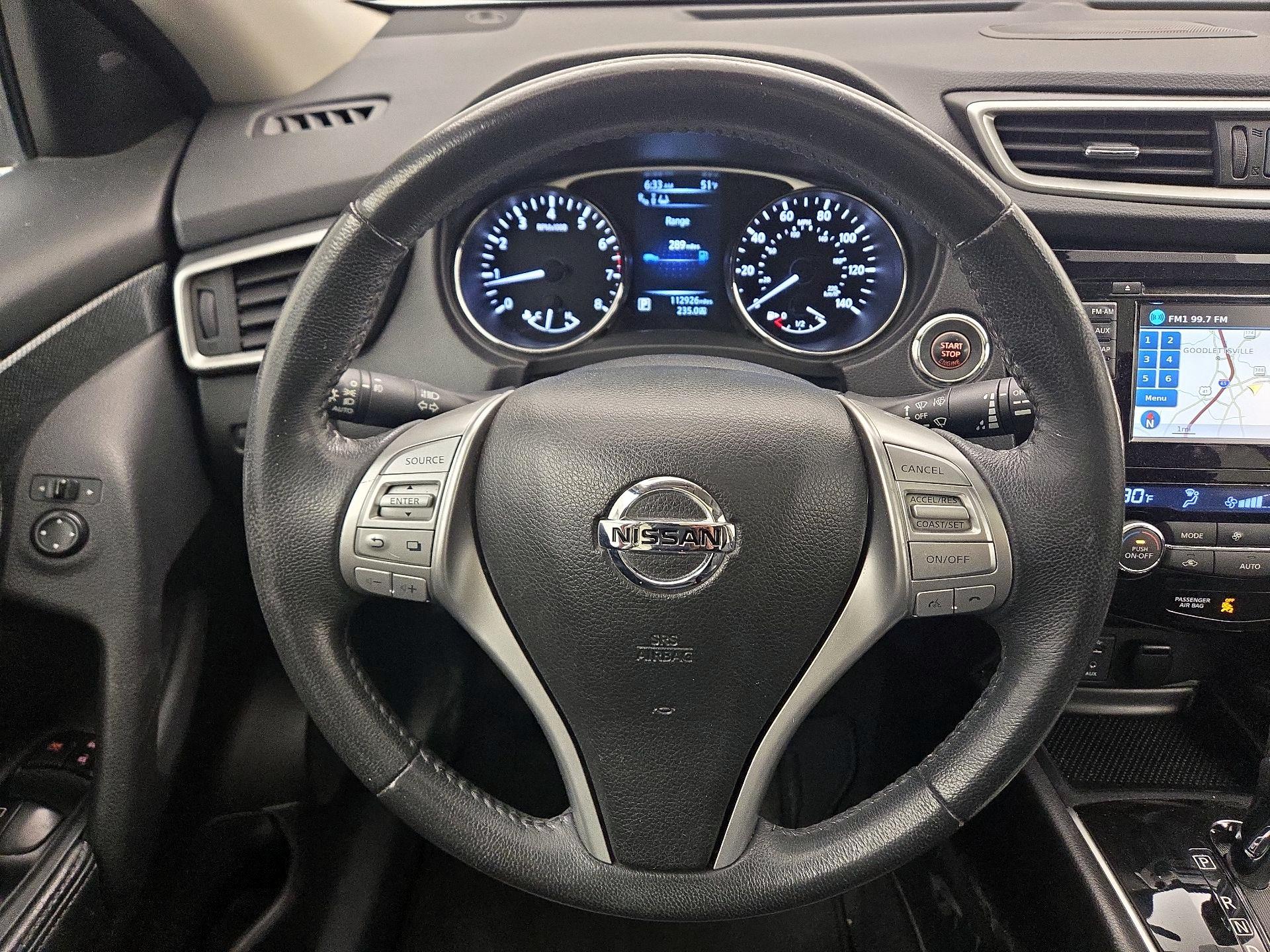 Thumbnail: 2015 Nissan Rogue - 10